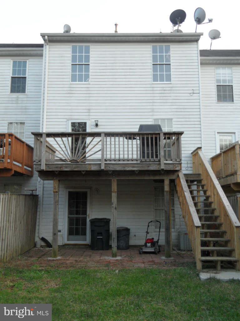 COUNTRY WALK - Residential Lease