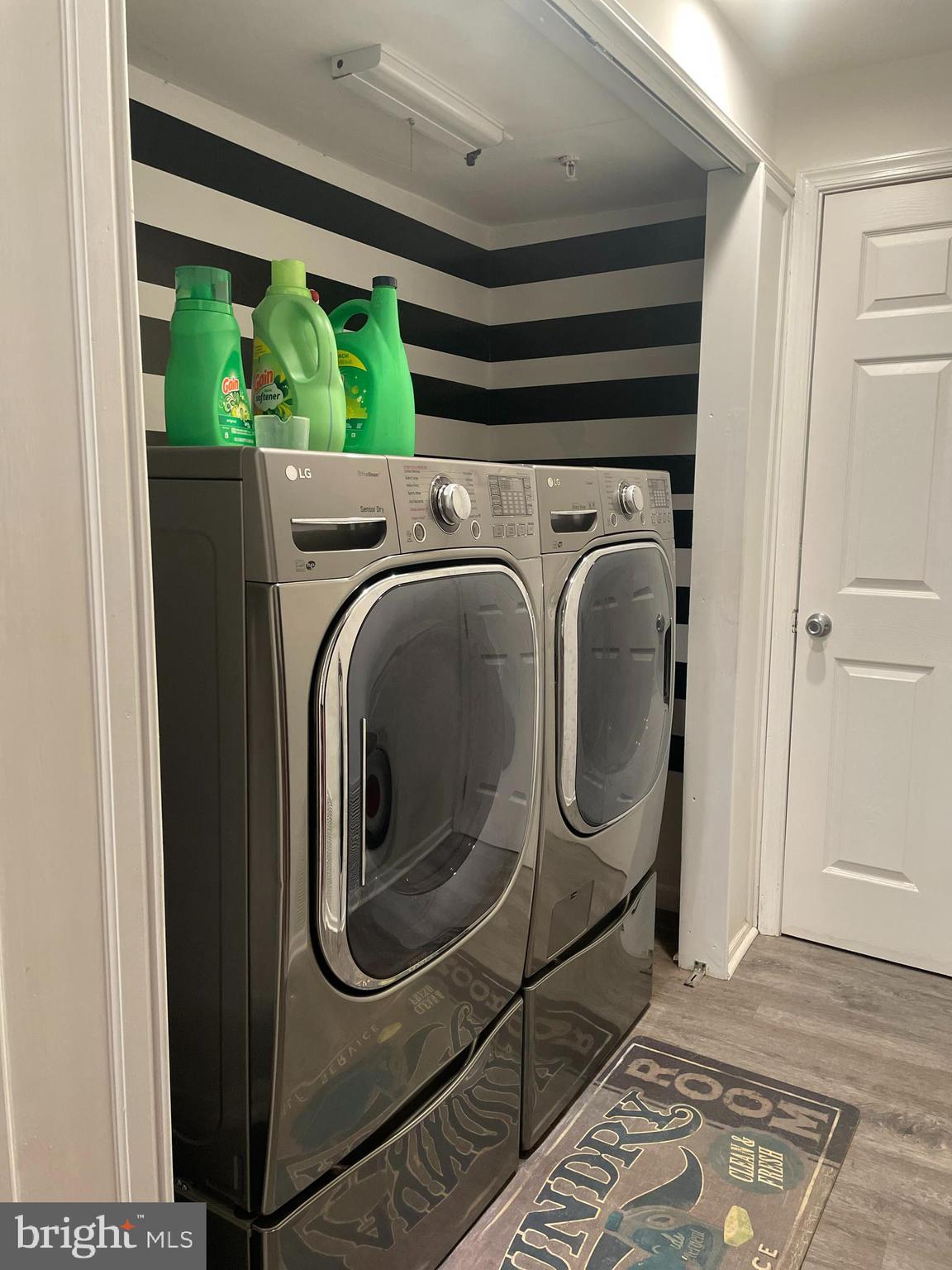 PLEASANT PARK - Residential