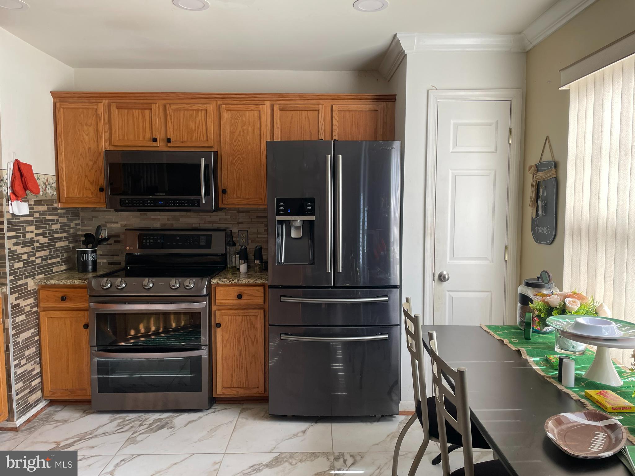 PLEASANT PARK - Residential