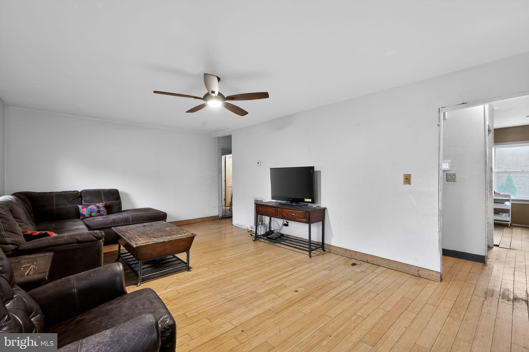 HOME ACRES - Residential