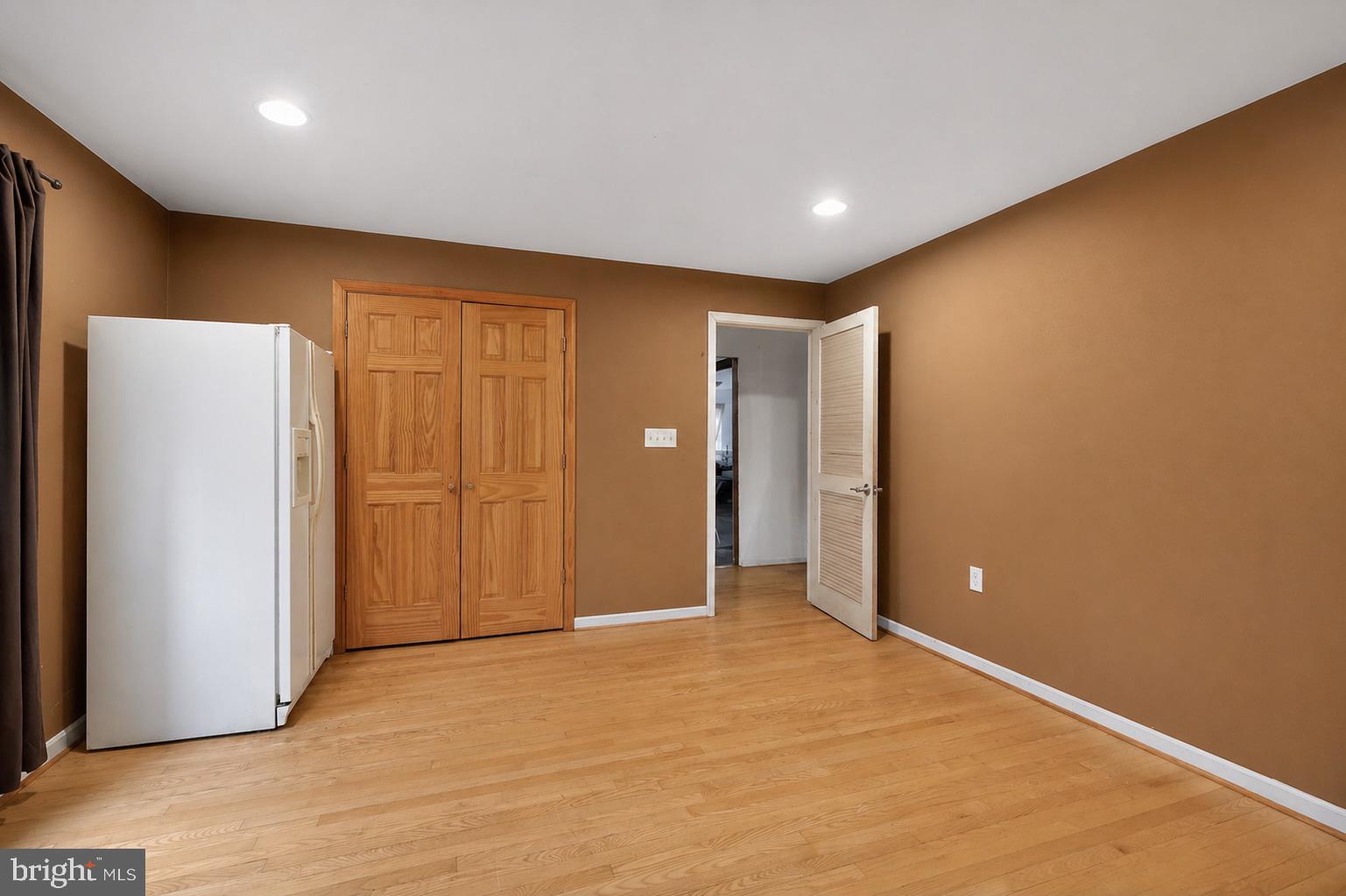 HOME ACRES - Residential