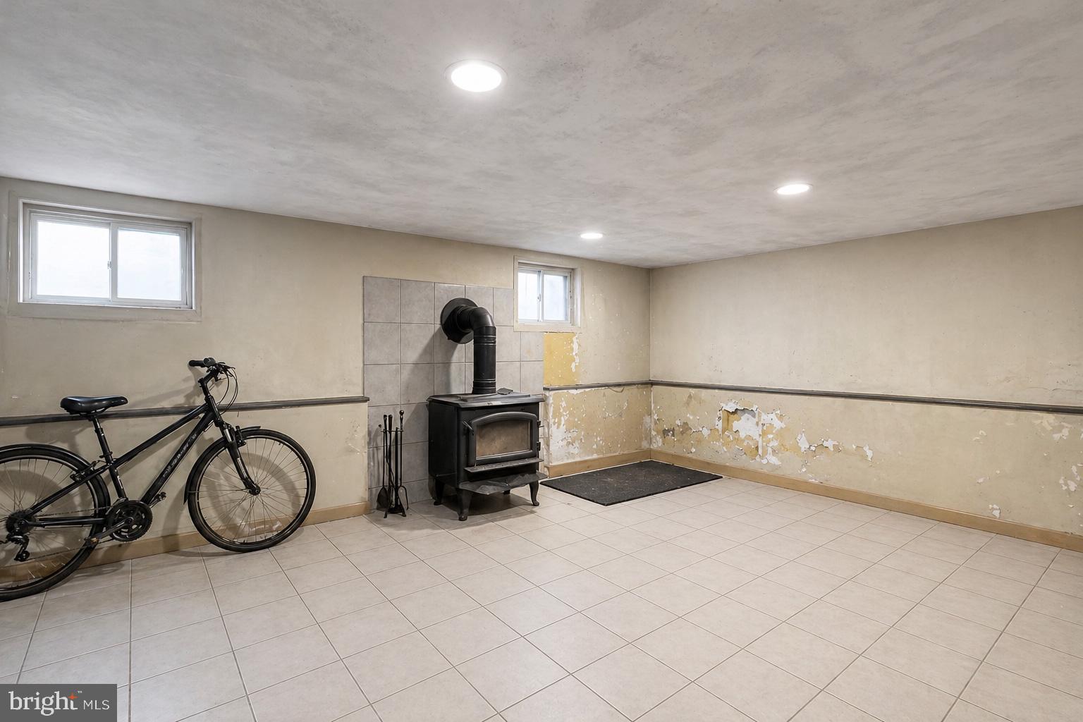 HOME ACRES - Residential