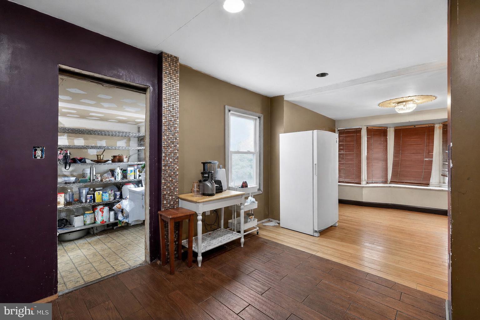 HOME ACRES - Residential