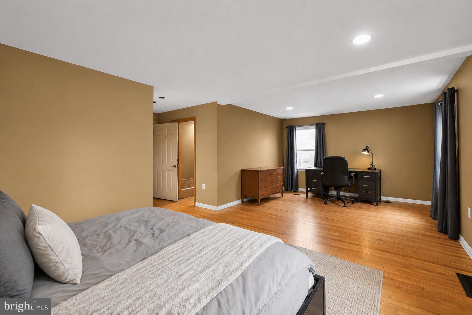 HOME ACRES - Residential