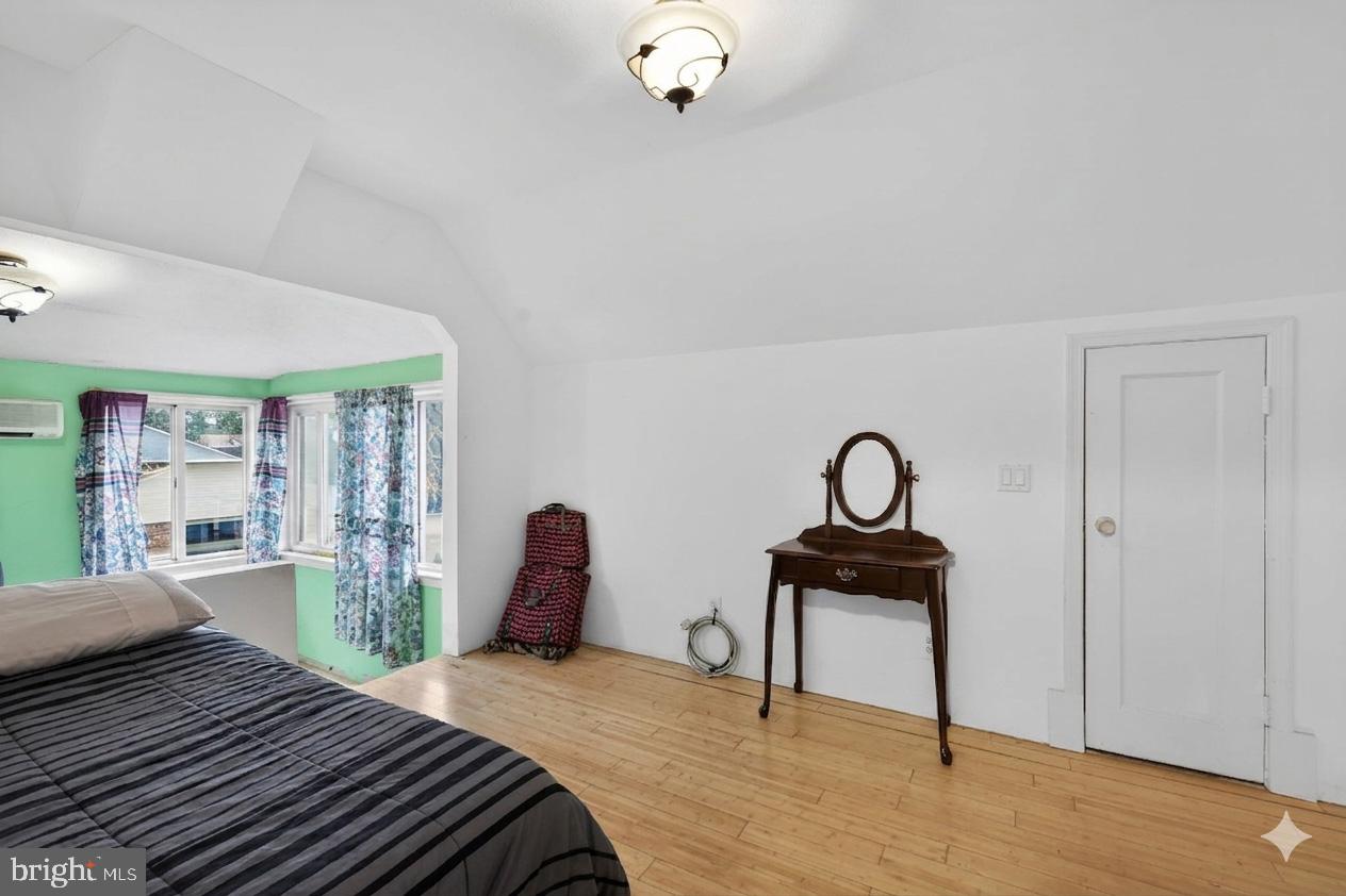 HOME ACRES - Residential