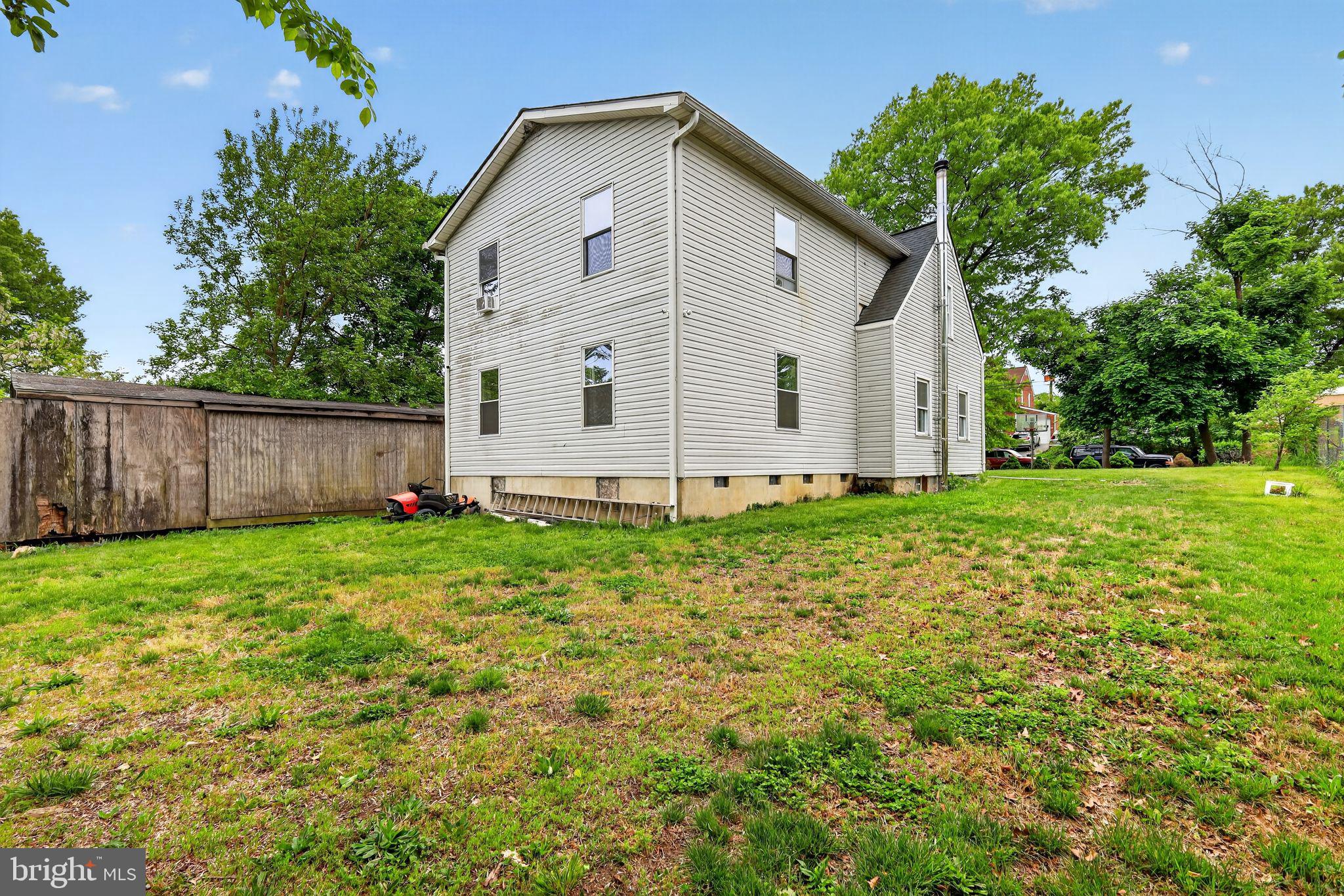 HOME ACRES - Residential