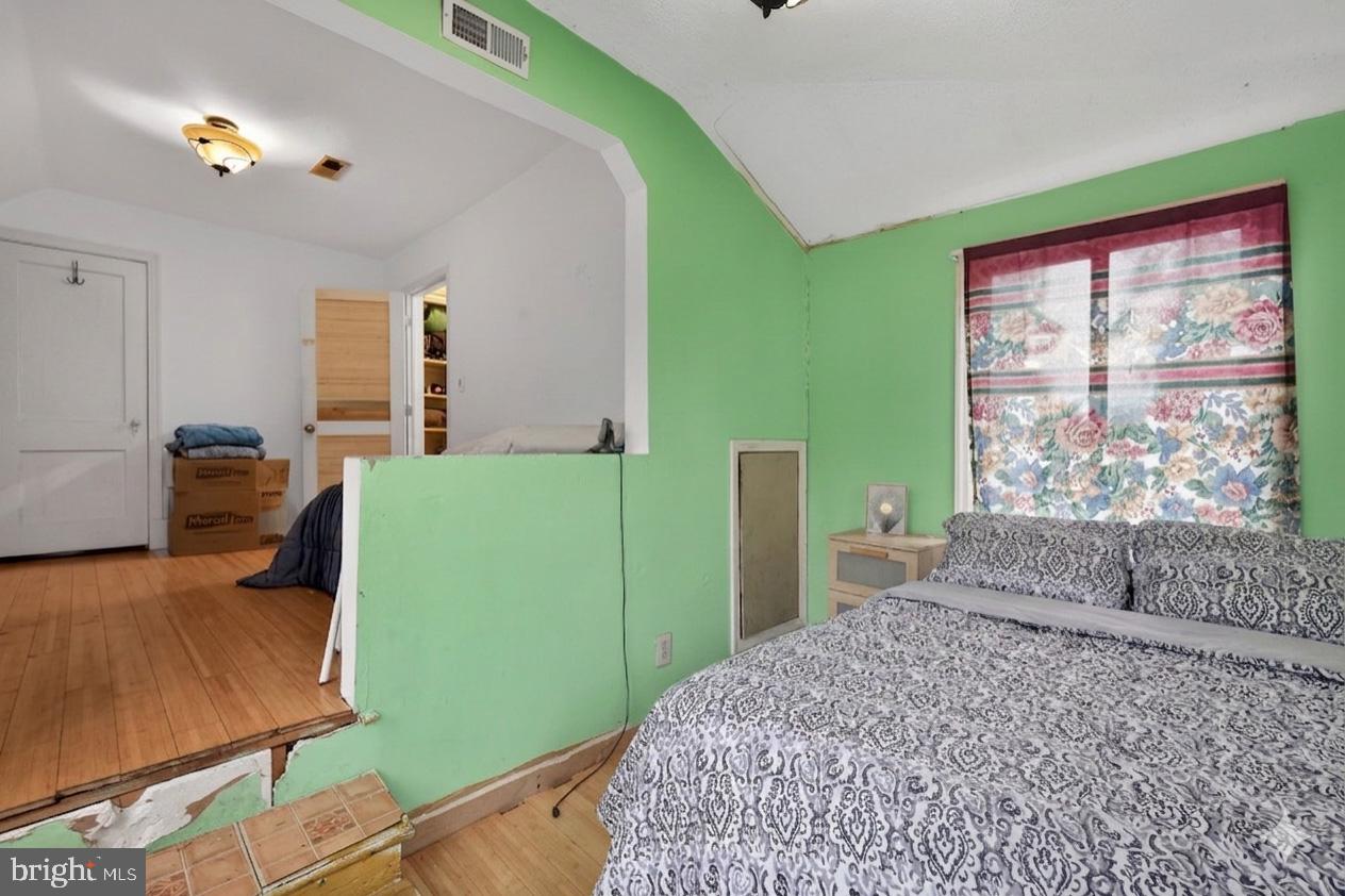 HOME ACRES - Residential