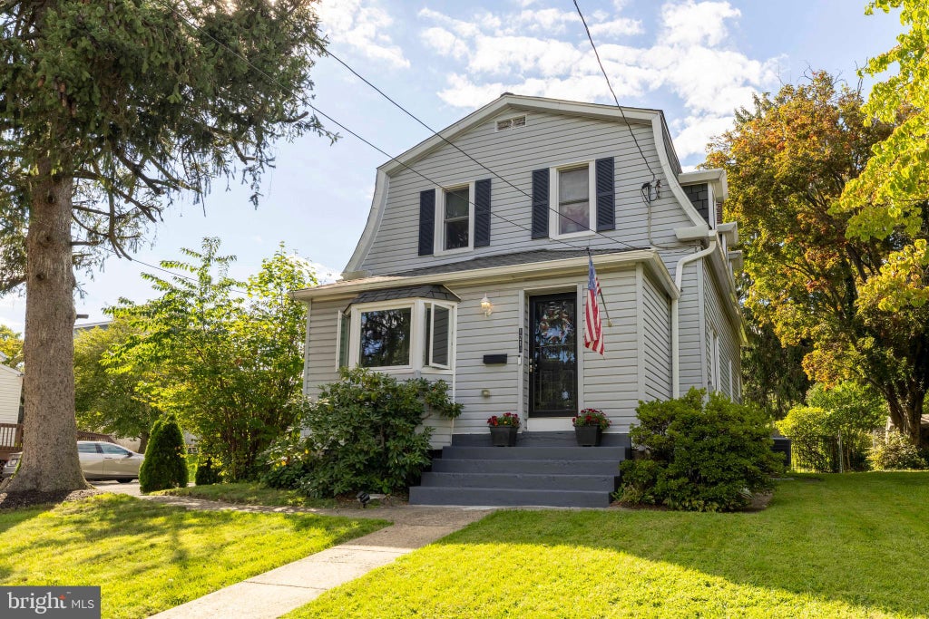 Photo of 1214 Bockius Avenue, ABINGTON, PA 19001 (MLS # PAMC2192492)