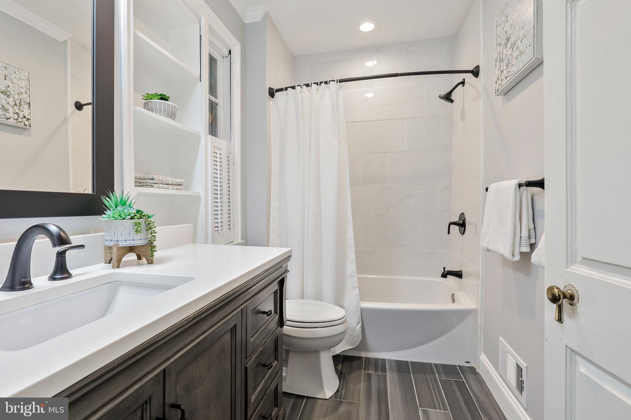 FELLS POINT HISTORIC DISTRICT - Residential