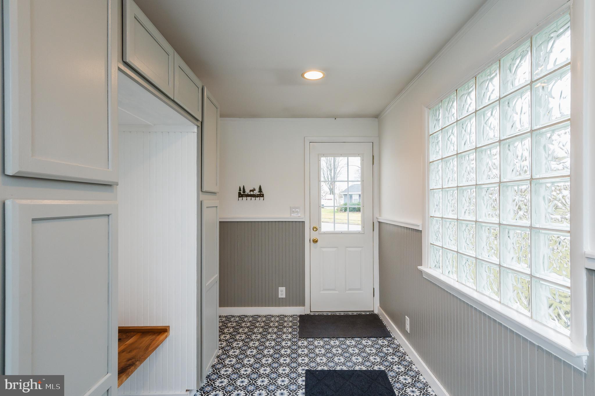 LONGFORD - Residential