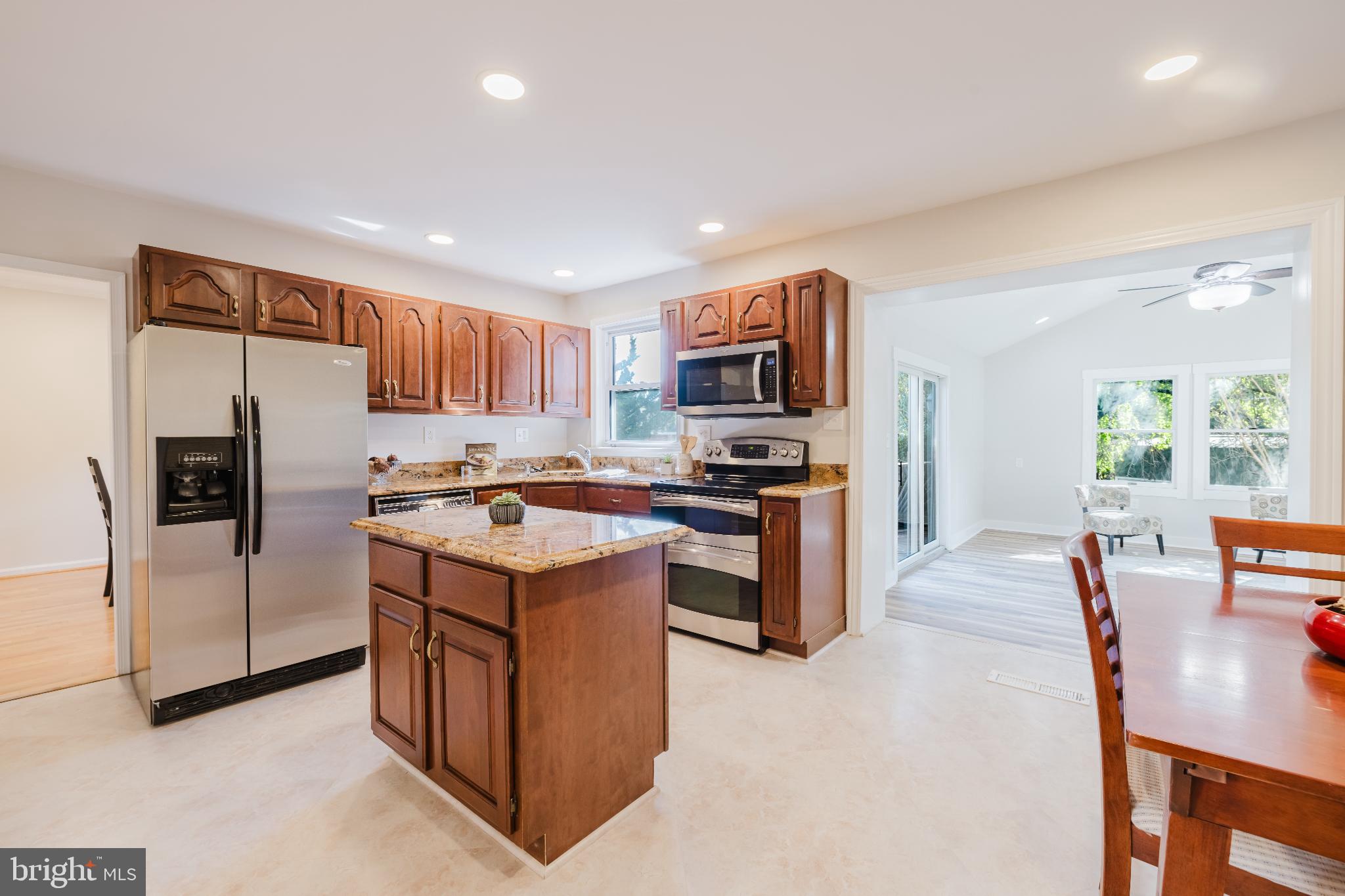 LUTHERVILLE - Residential