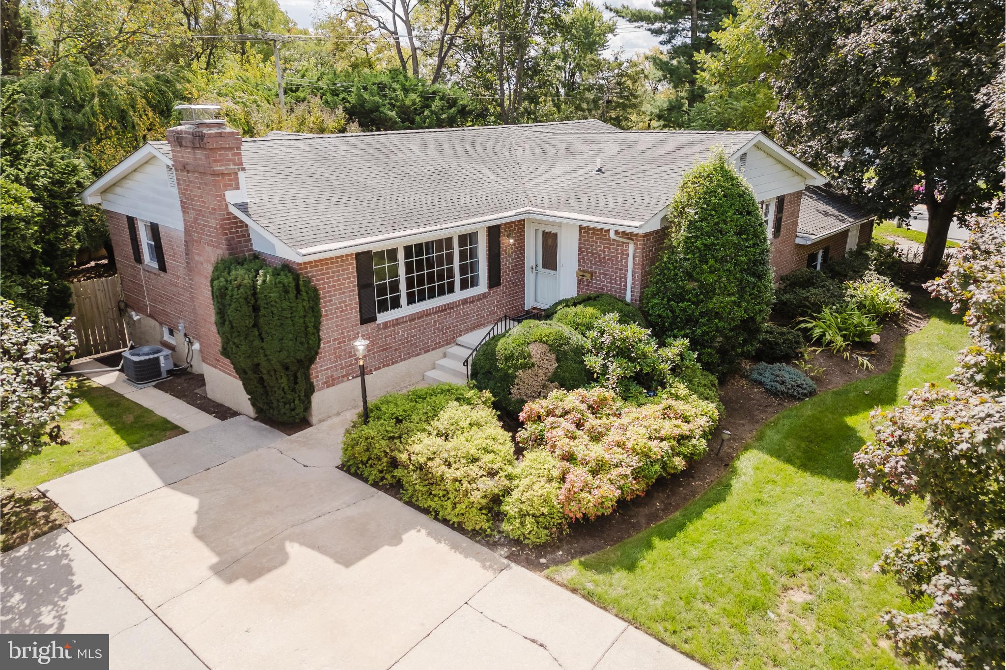 LUTHERVILLE - Residential