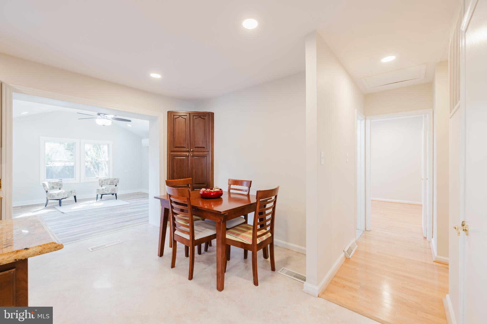 LUTHERVILLE - Residential