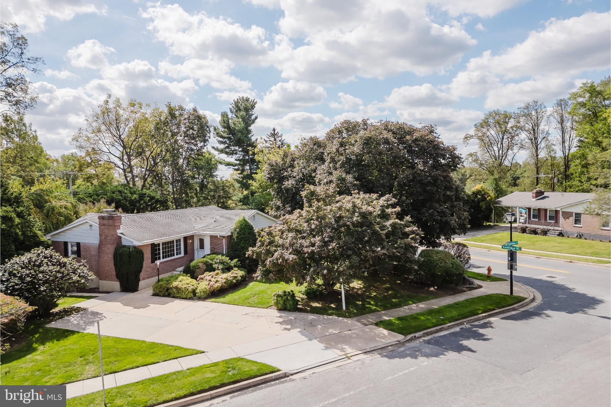 LUTHERVILLE - Residential