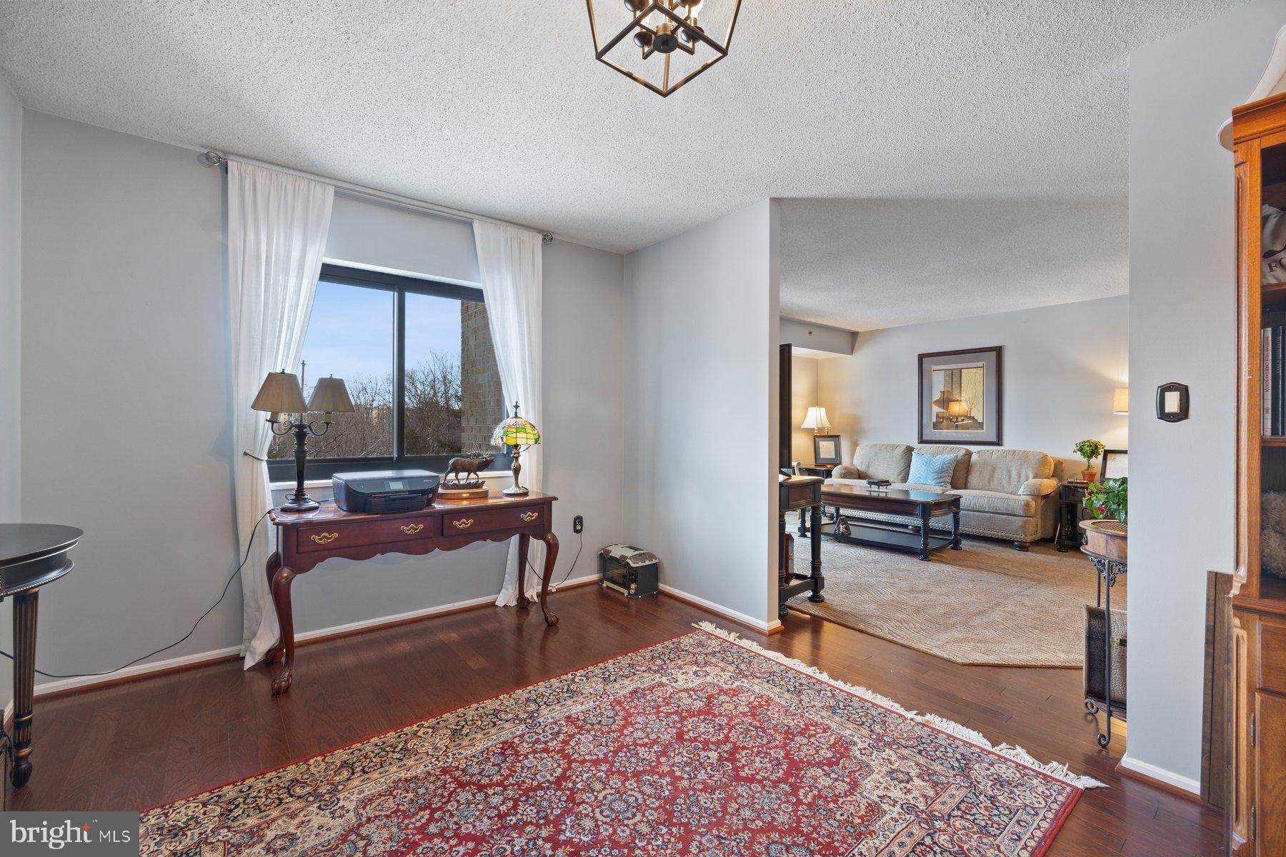 FAIRWAYS SOUTH - Residential