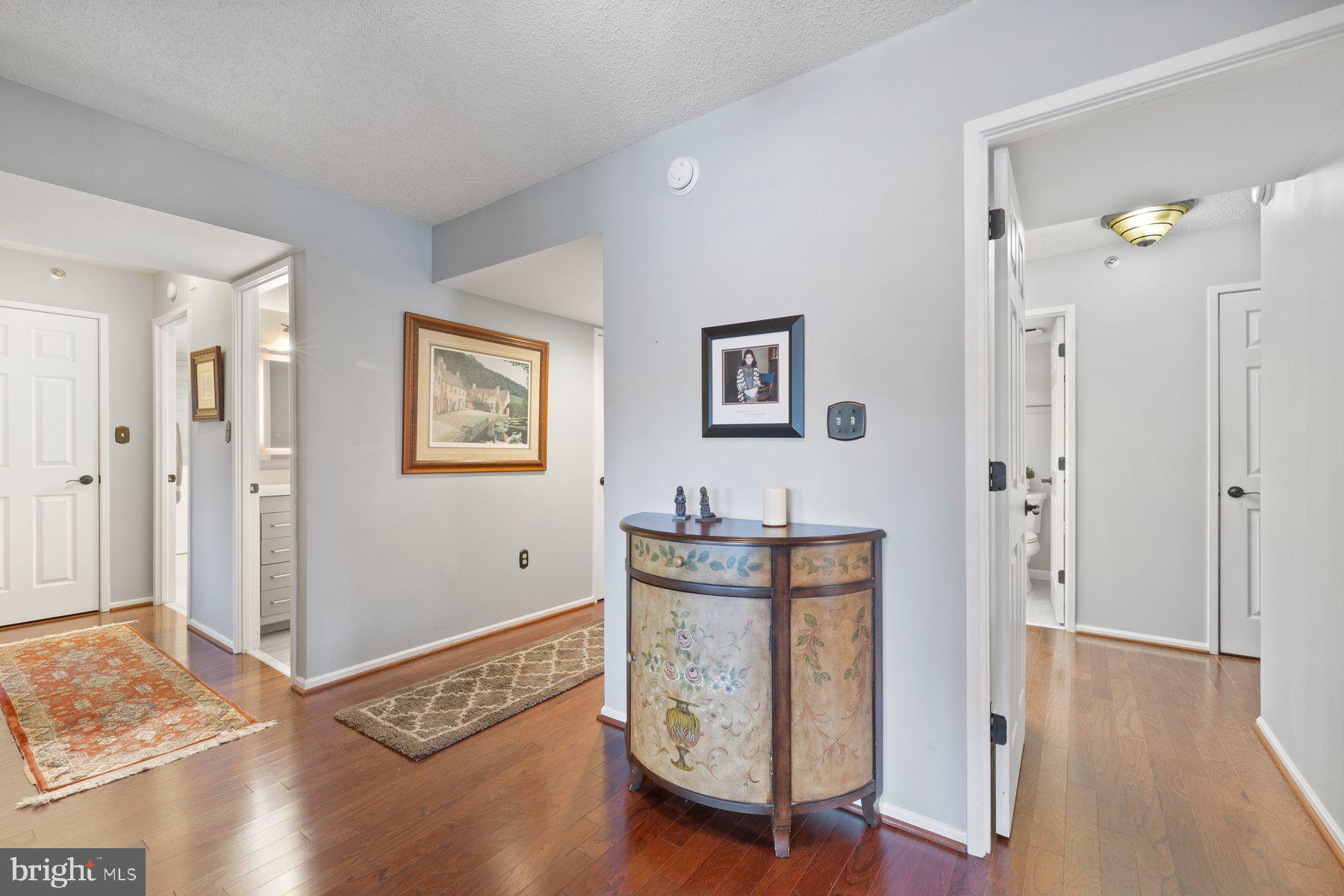 FAIRWAYS SOUTH - Residential