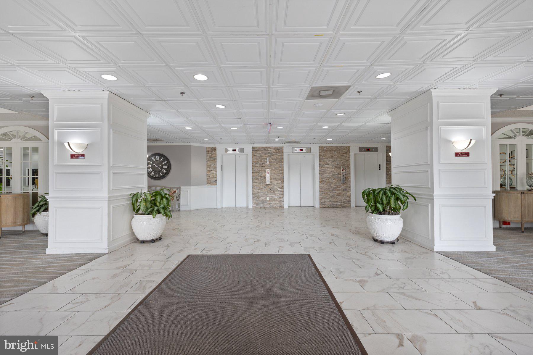 FAIRWAYS SOUTH - Residential