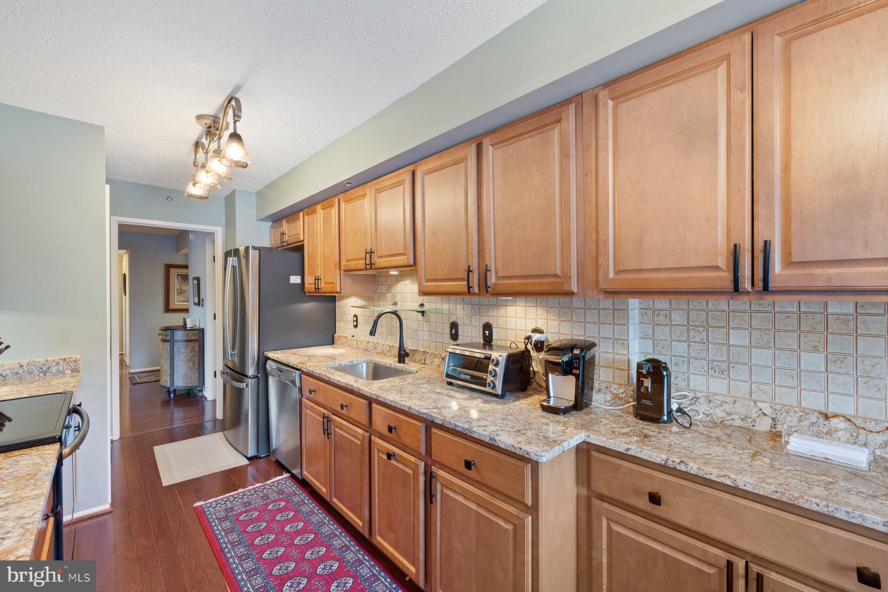 FAIRWAYS SOUTH - Residential