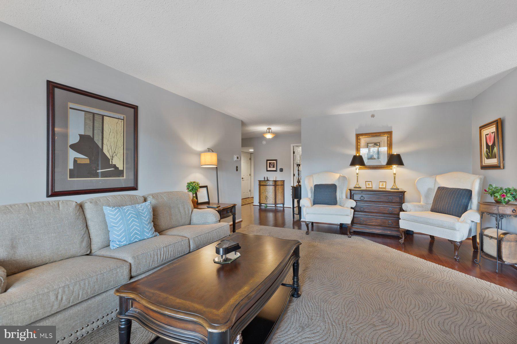 FAIRWAYS SOUTH - Residential