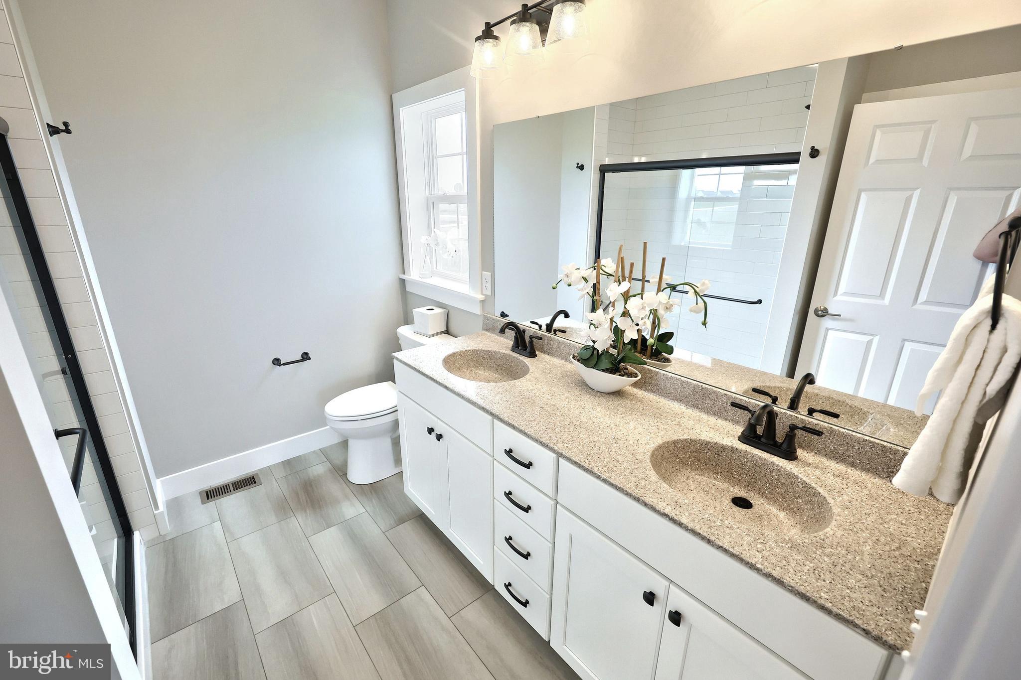 WINDING CREEK - Residential