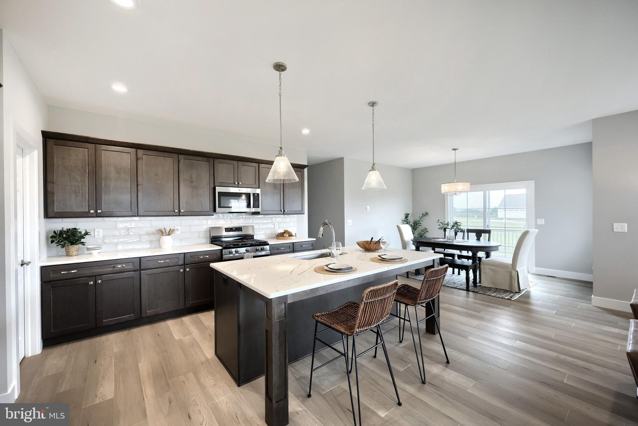 WINDING CREEK - Residential