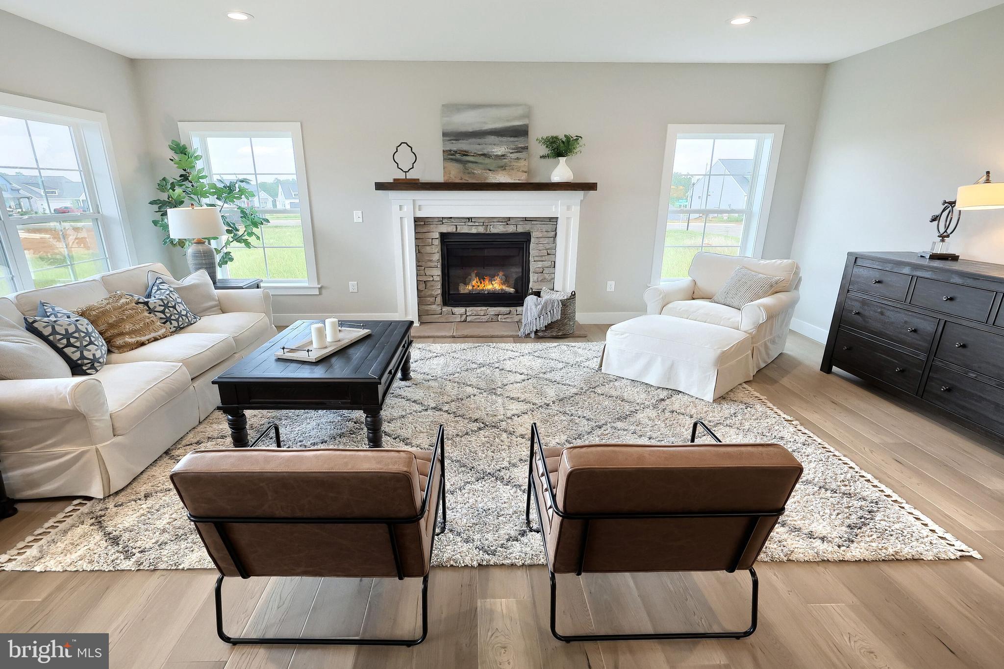 WINDING CREEK - Residential