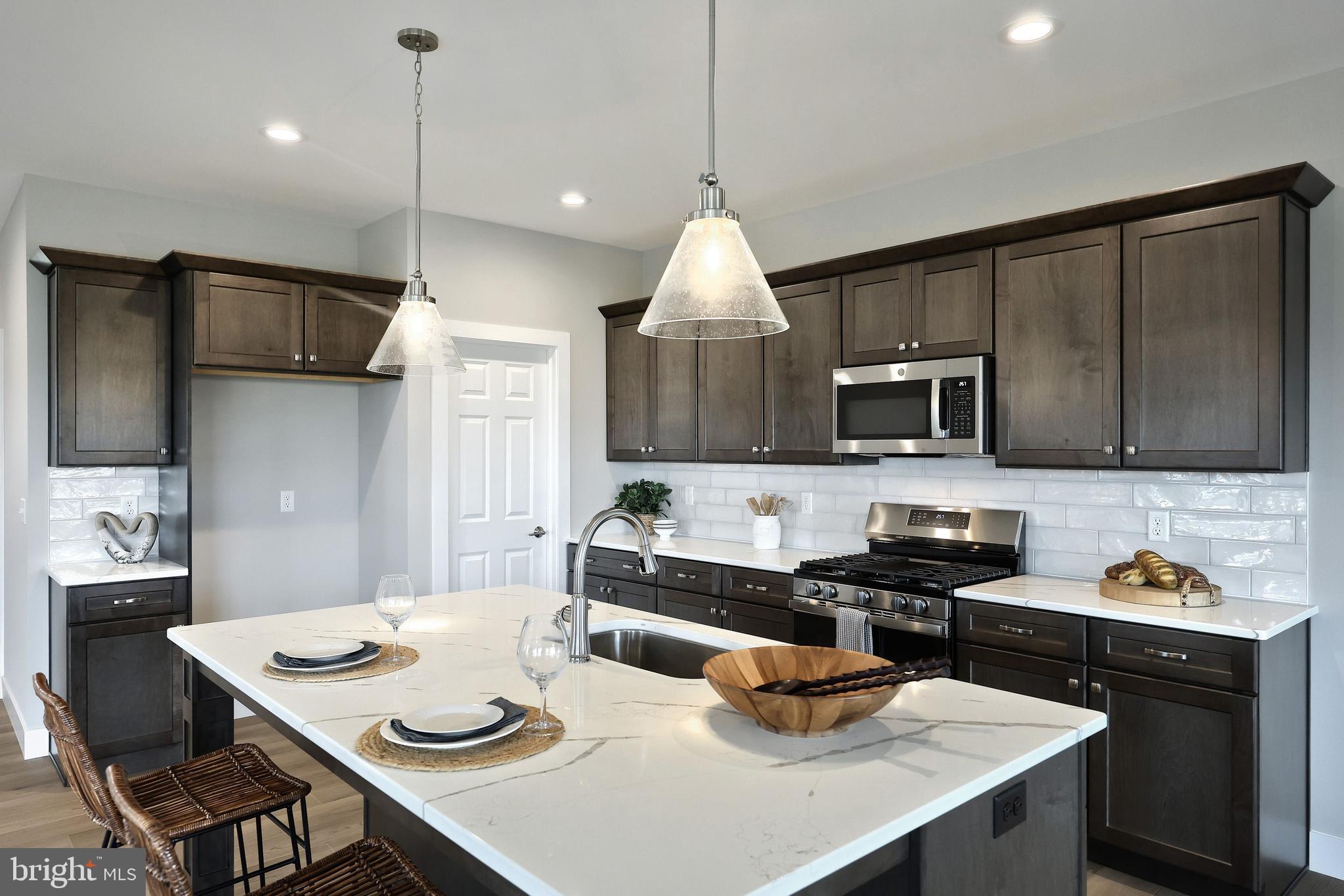 WINDING CREEK - Residential