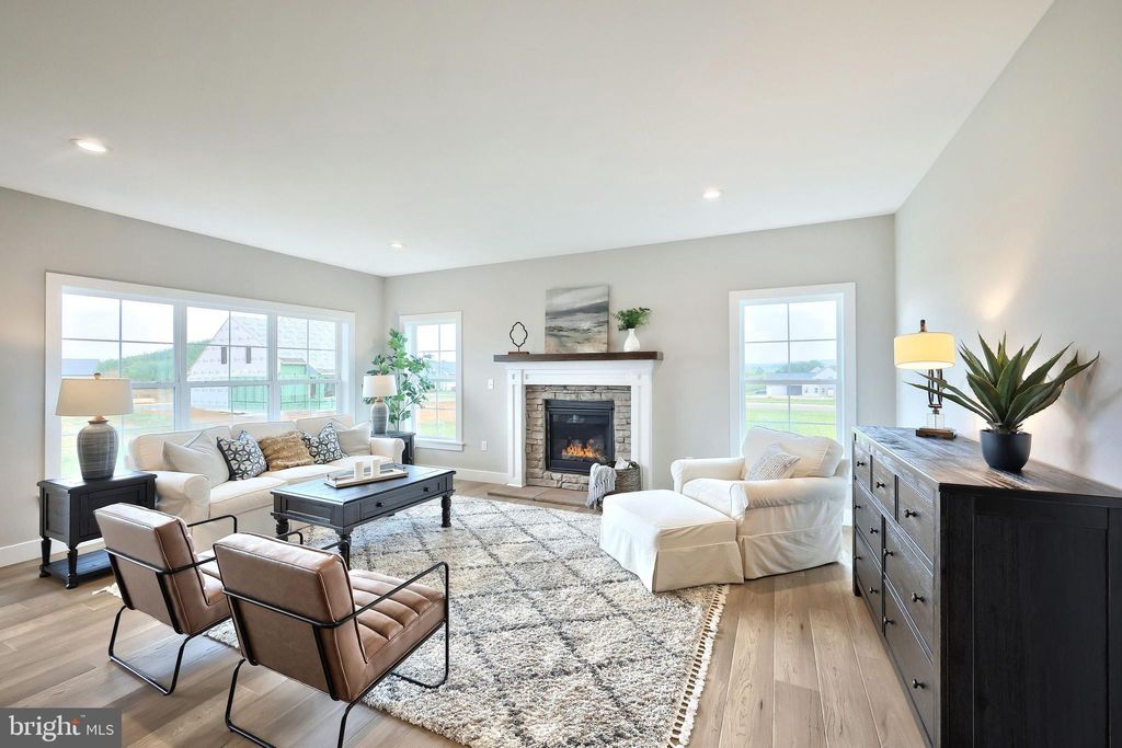 Photo of 524 Winding Creek Boulevard, ANNVILLE, PA 17003 (MLS # PALN2022498)