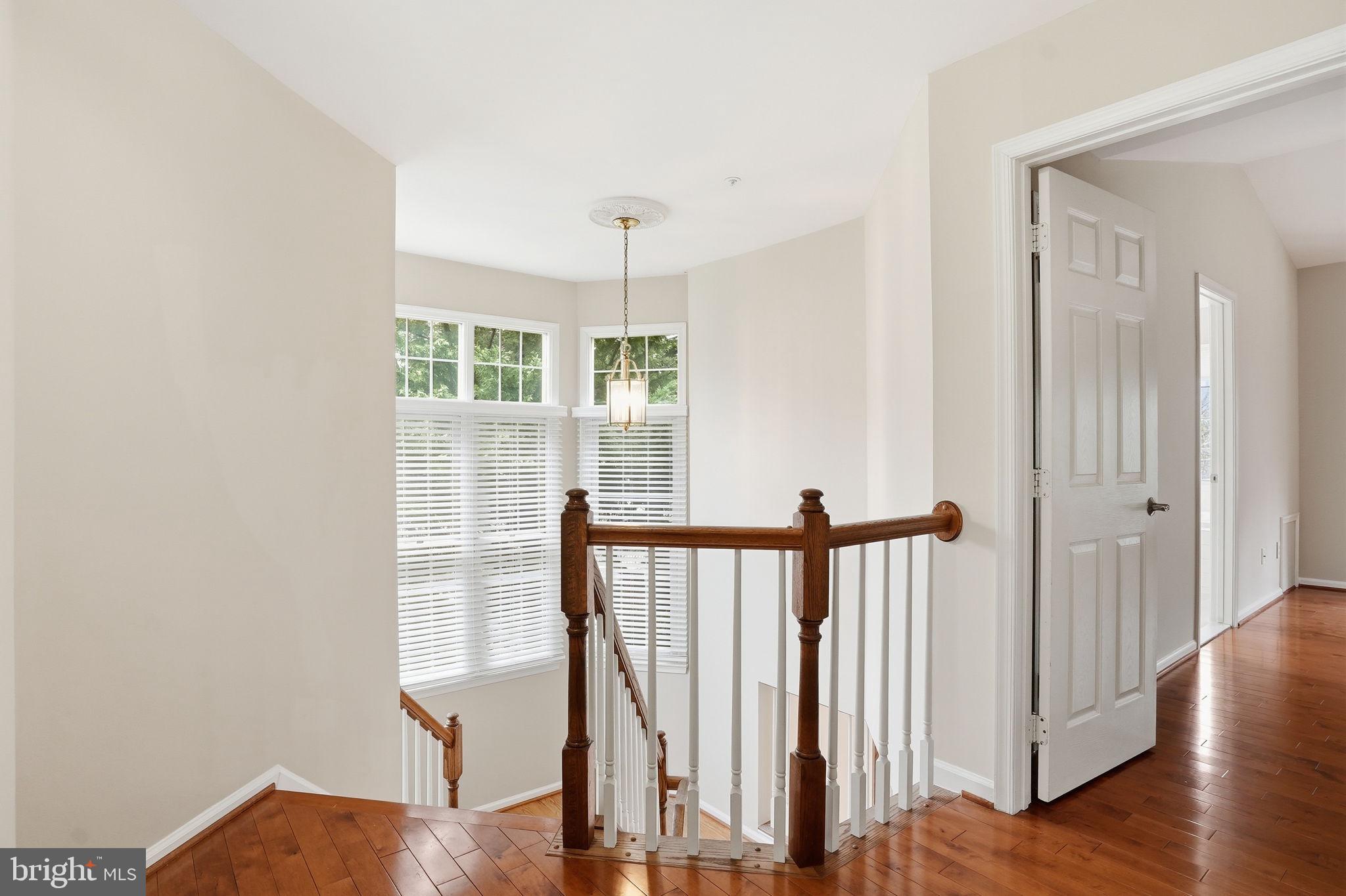 FALLSTONE - Residential