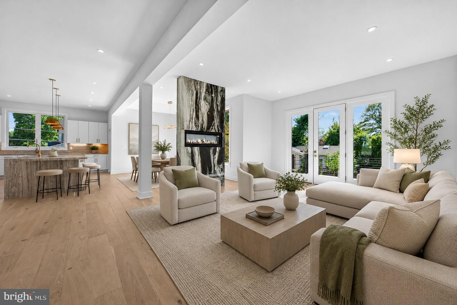VIENNA WOODS - Residential