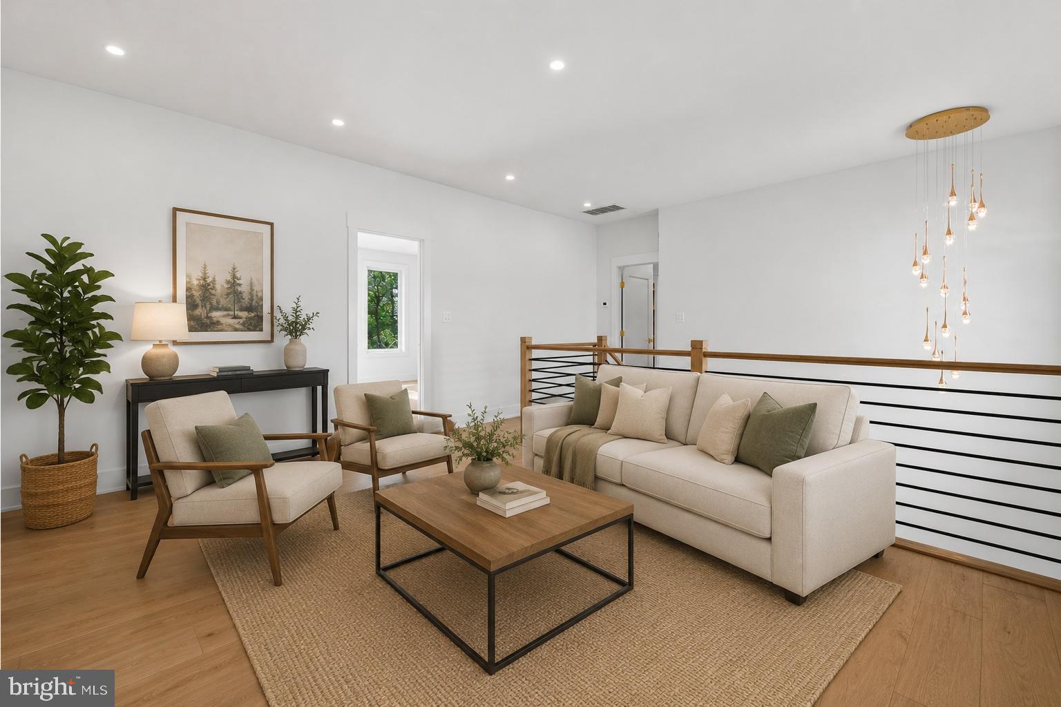 VIENNA WOODS - Residential