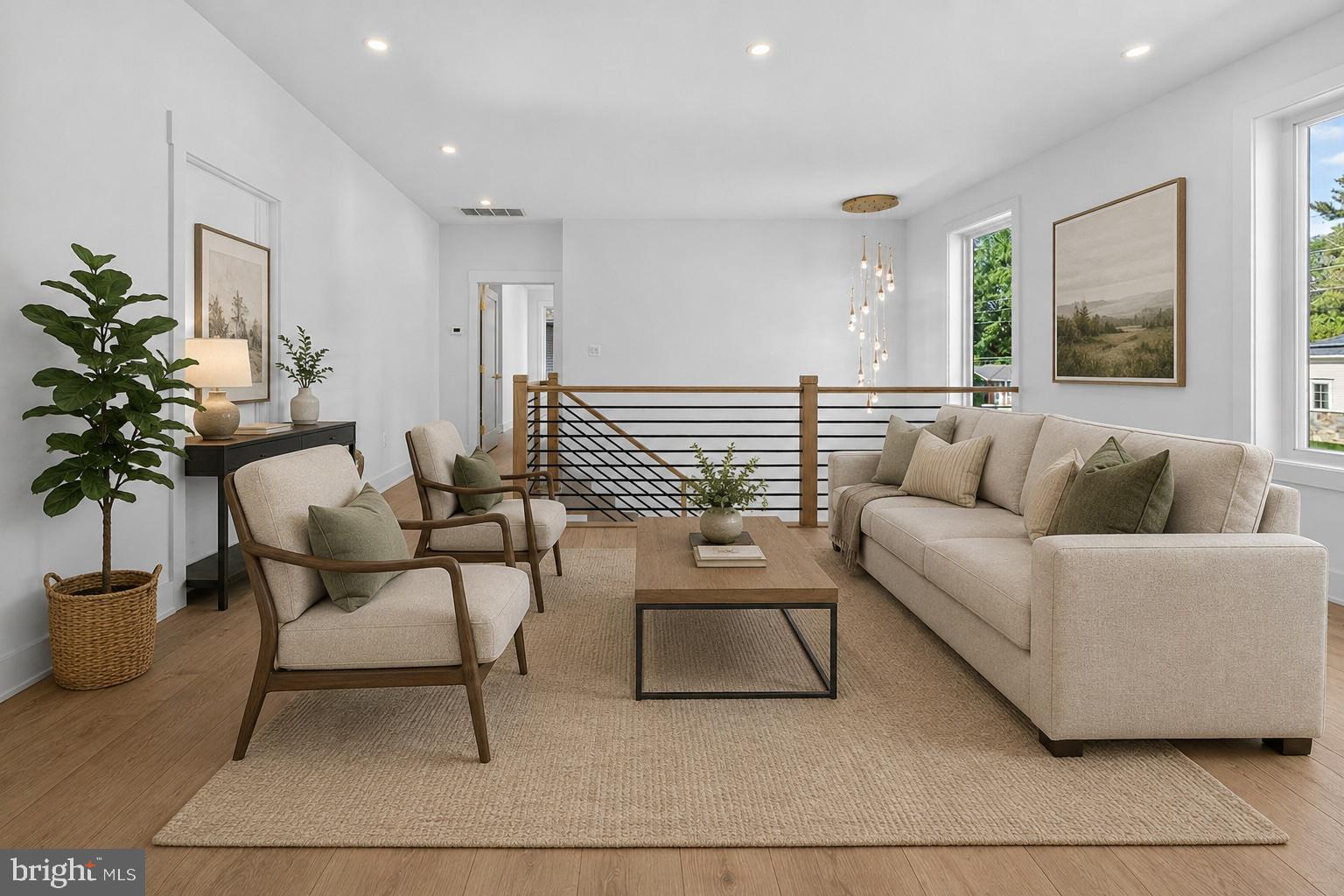 VIENNA WOODS - Residential