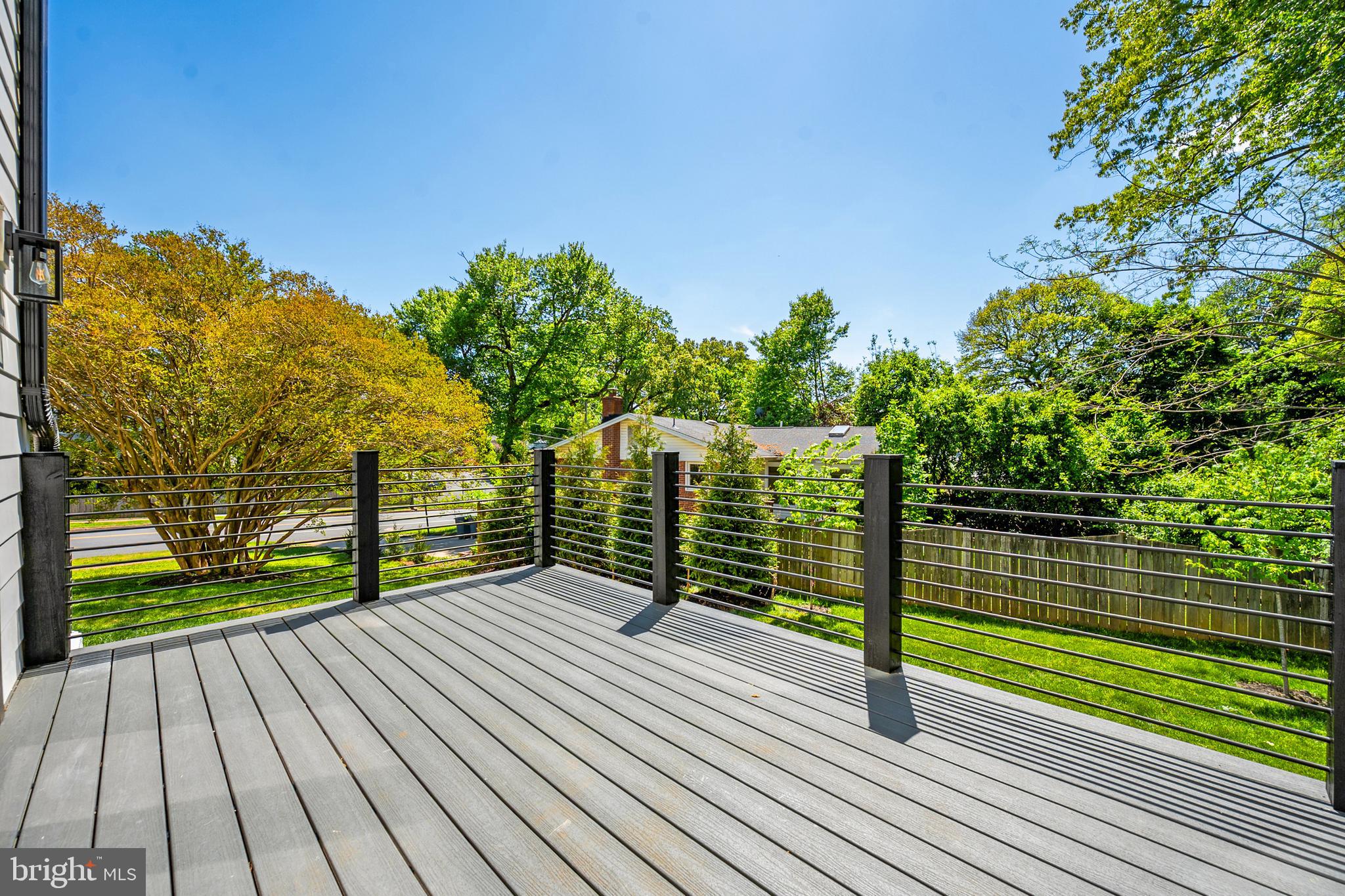 VIENNA WOODS - Residential