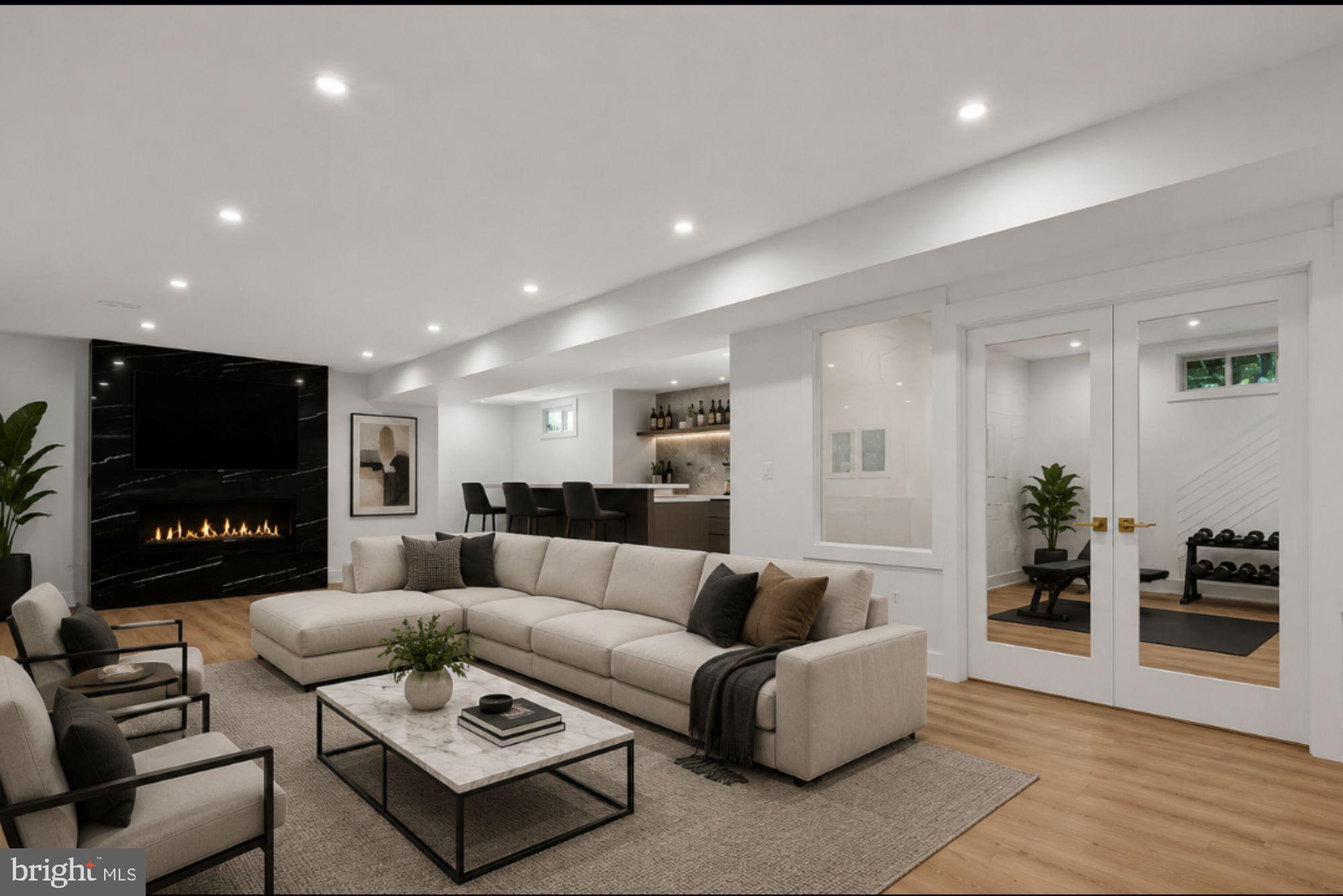 VIENNA WOODS - Residential