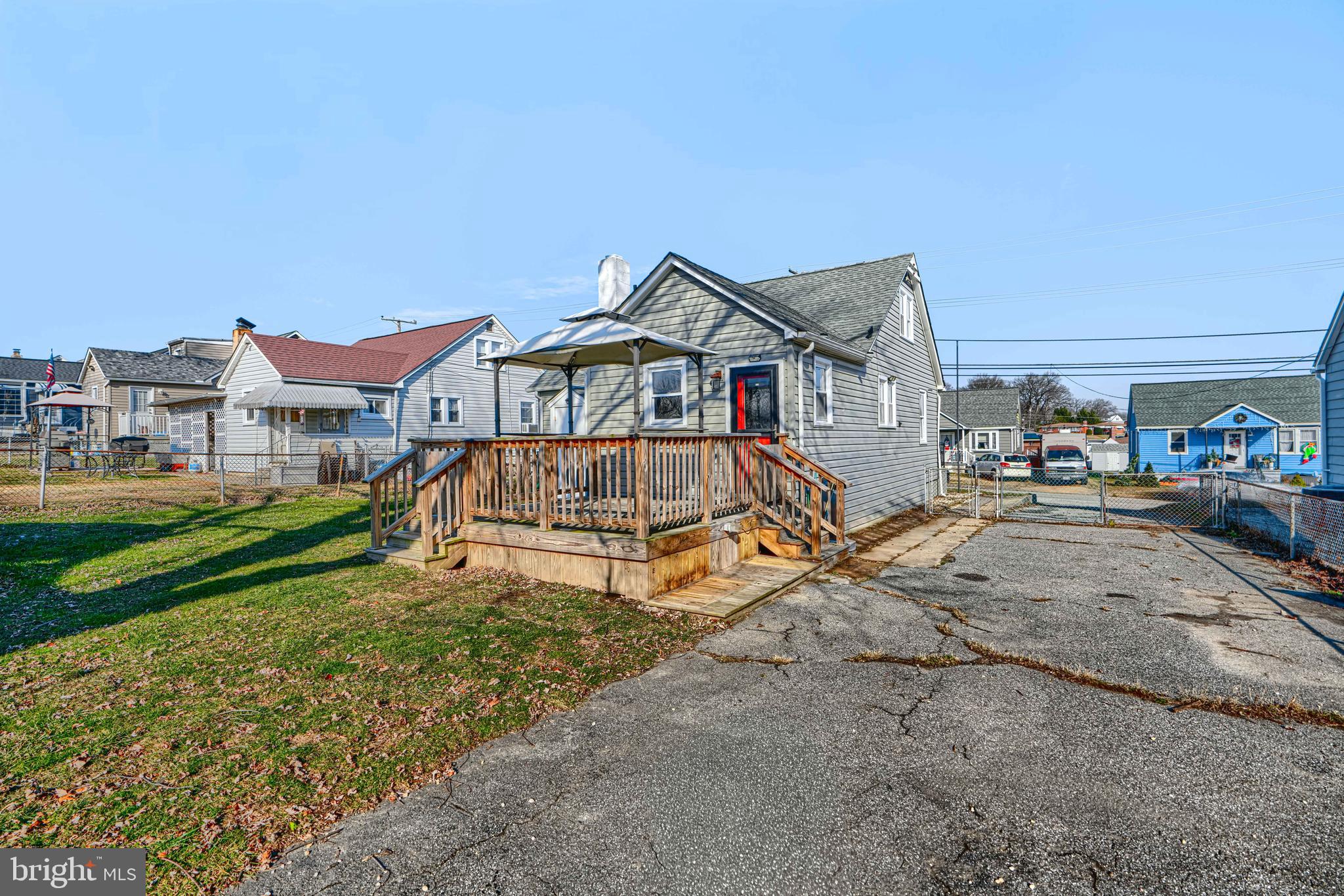 ROSEDALE - Residential