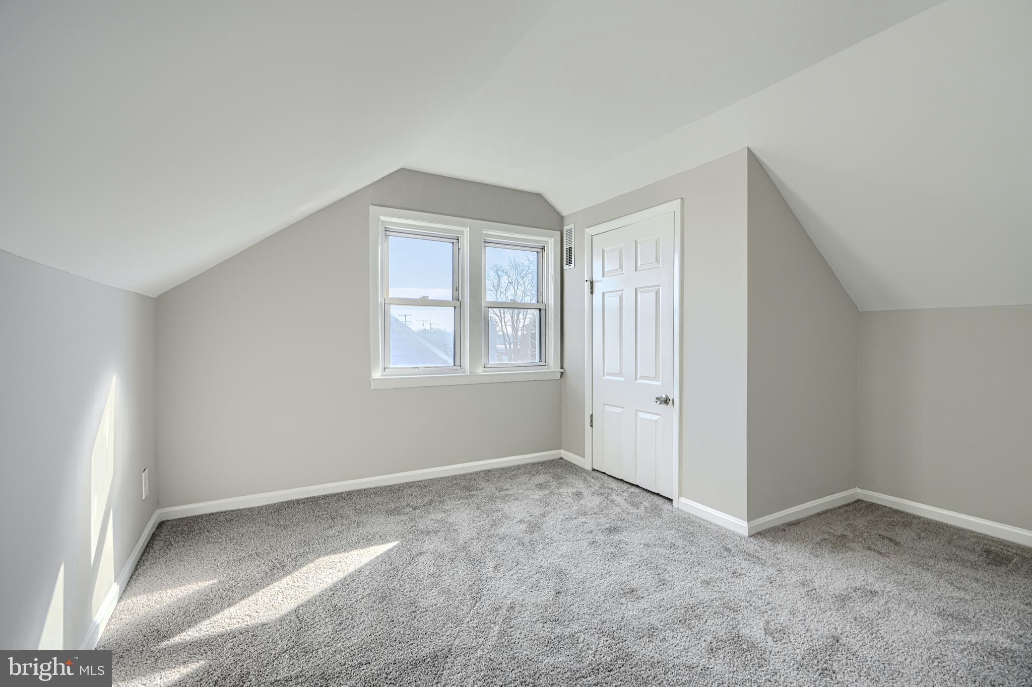 ROSEDALE - Residential