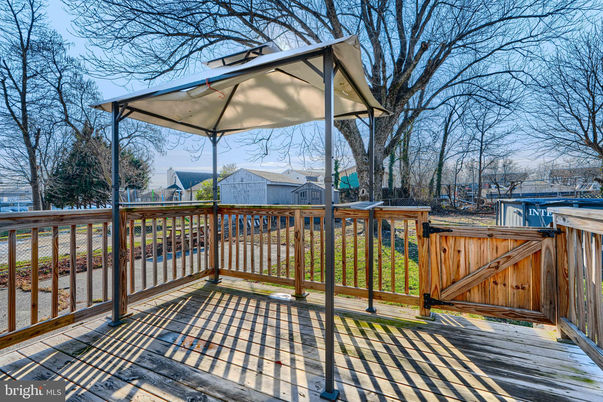 ROSEDALE - Residential