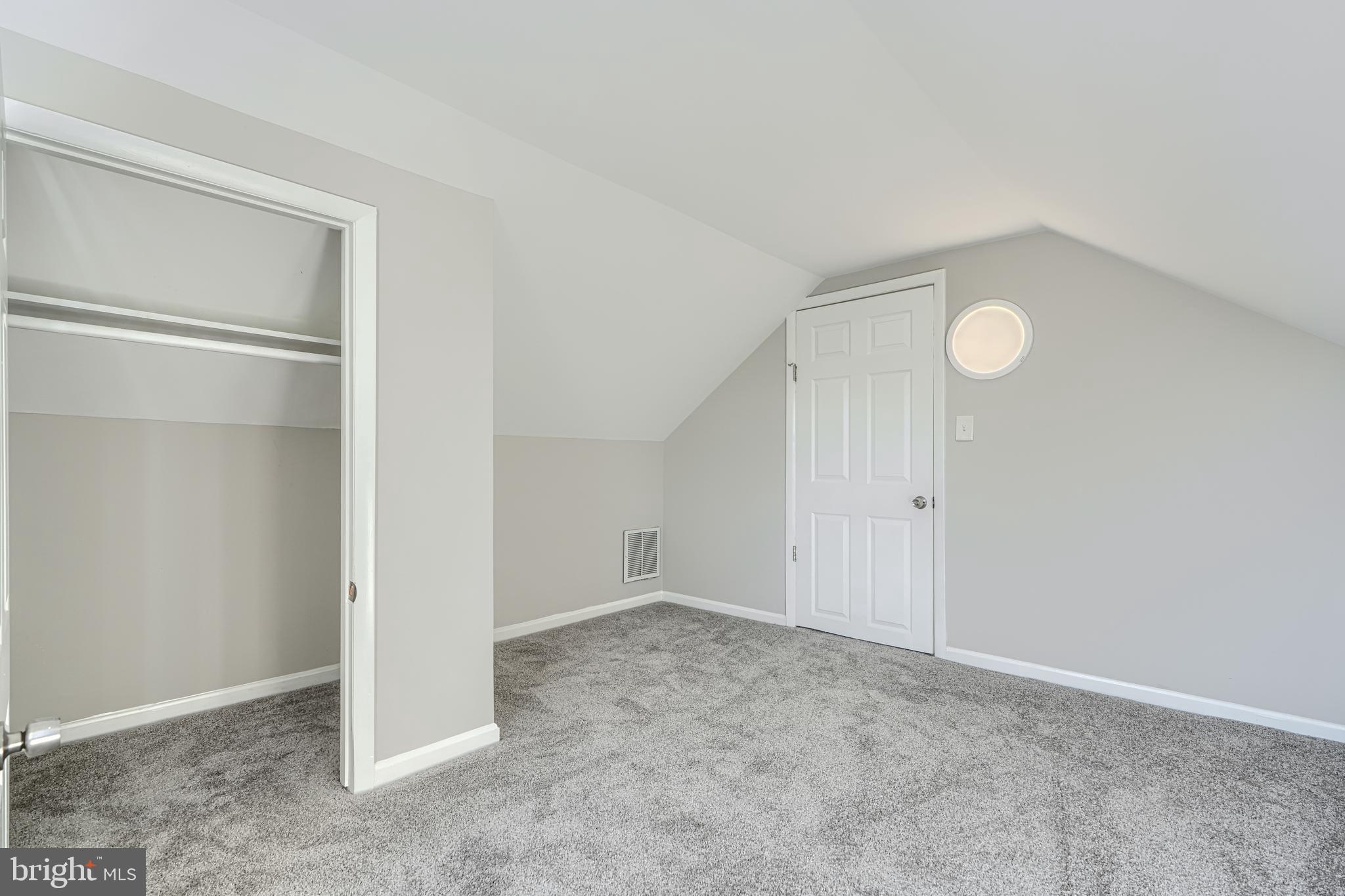 ROSEDALE - Residential