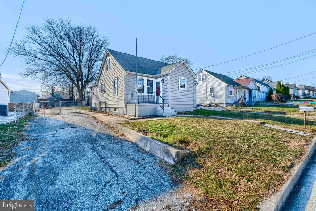 Photo of 1203 Hilldale Road, BALTIMORE, MD 21237 (MLS # MDBC2148830)