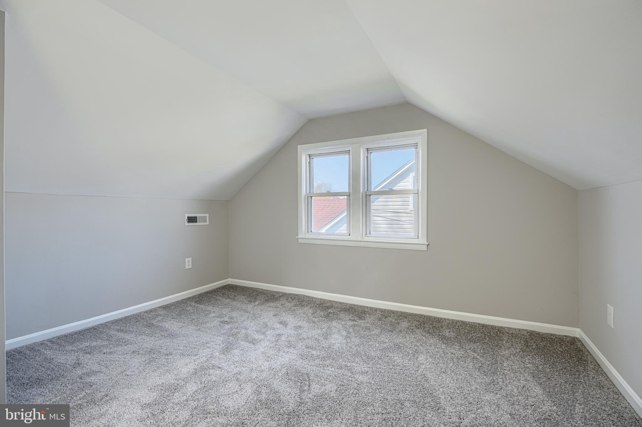 ROSEDALE - Residential