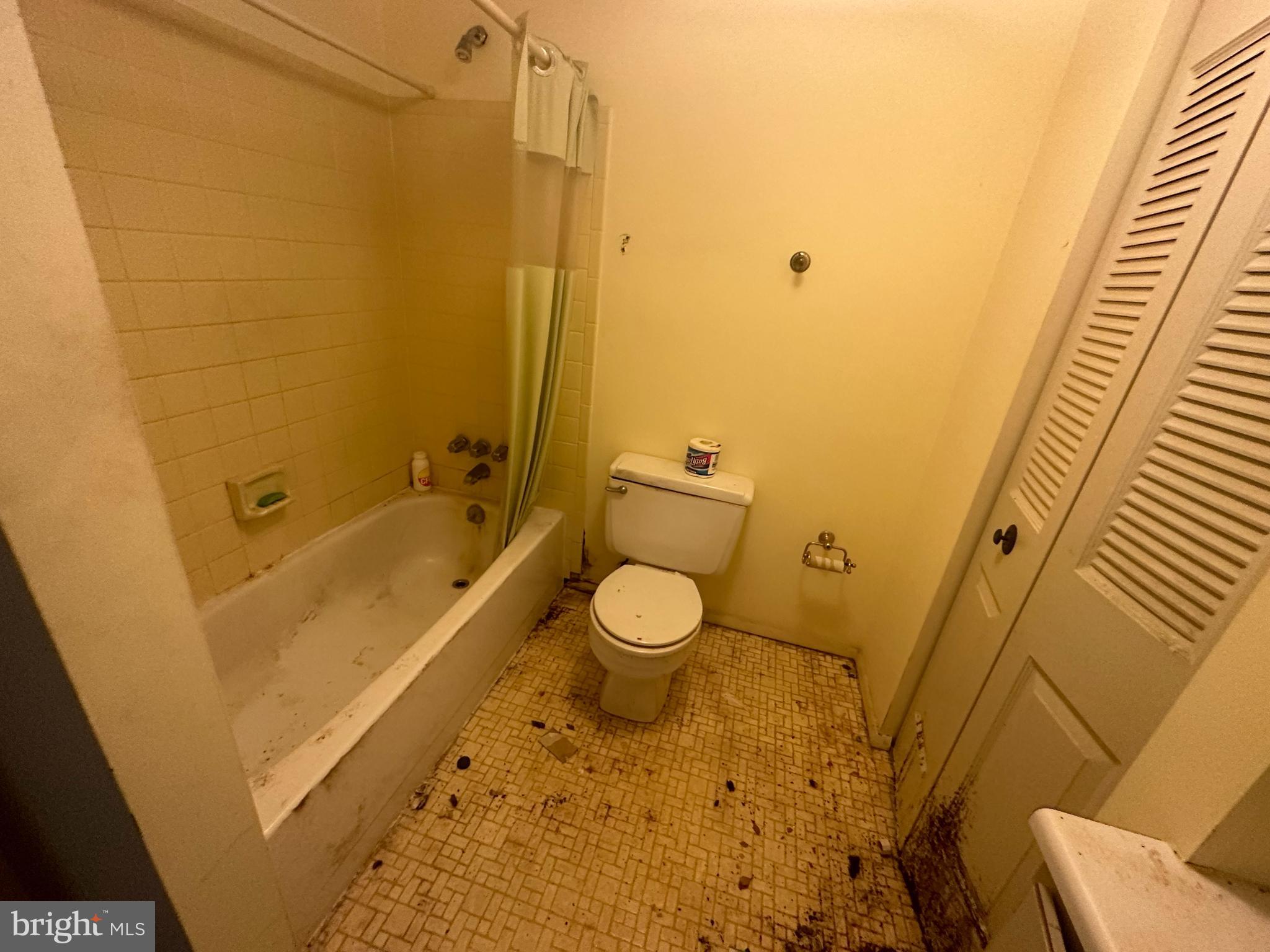 GERMANTOWN ESTATES - Residential