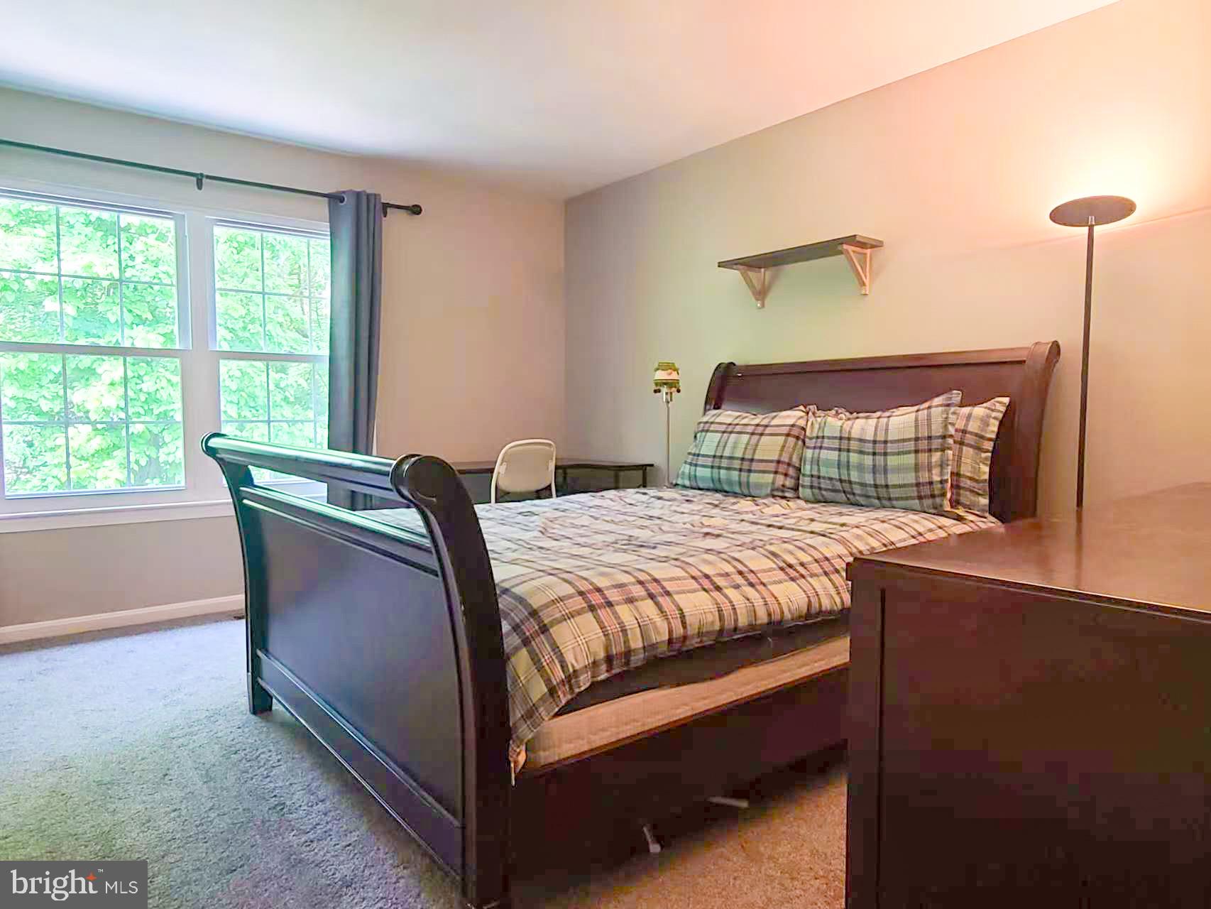 DEERBORNE - Residential Lease