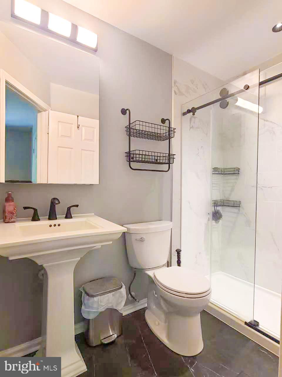 DEERBORNE - Residential Lease