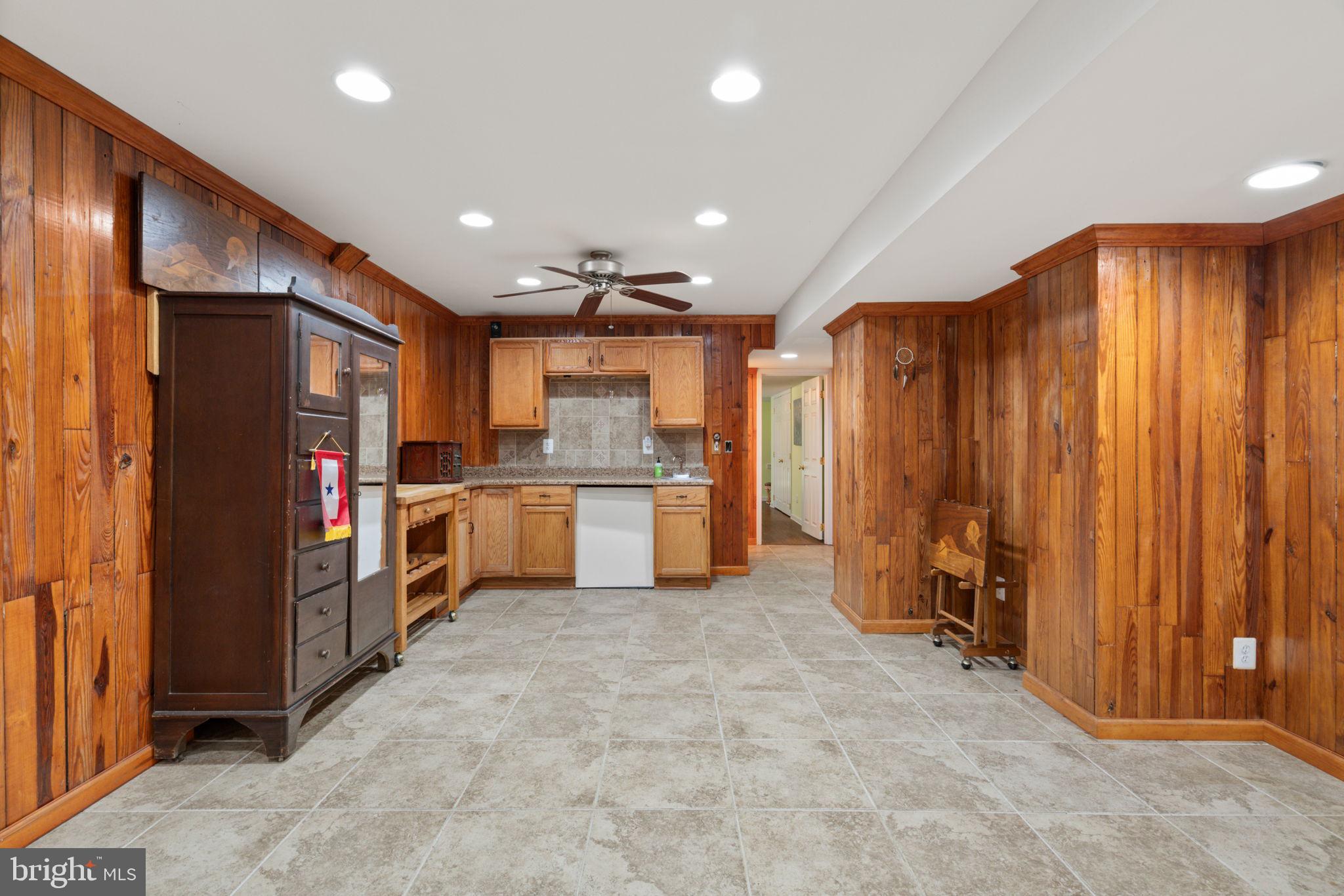 PEACH BLOSSOM FARM - Residential