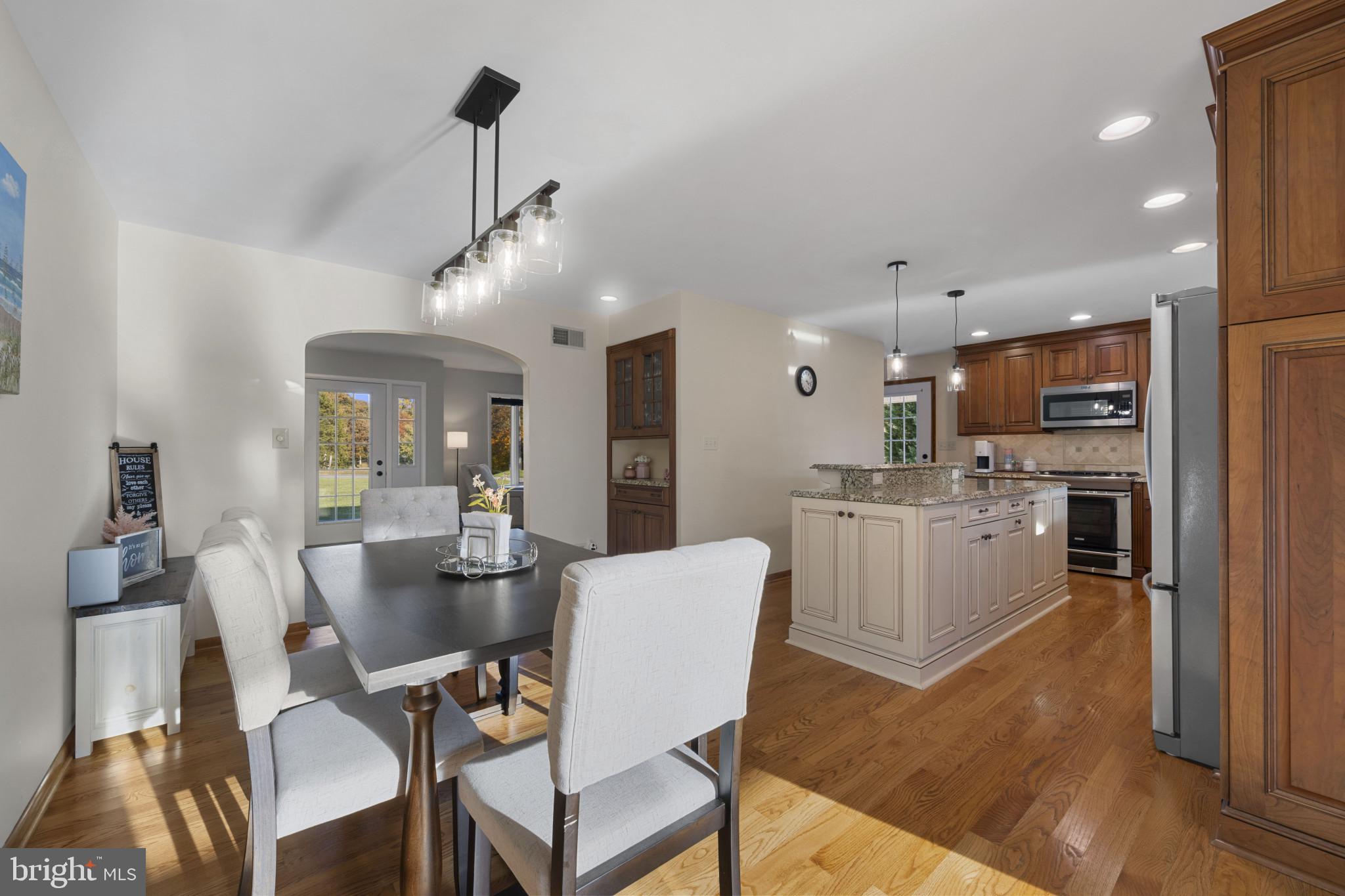 HAMPSTEAD - Residential