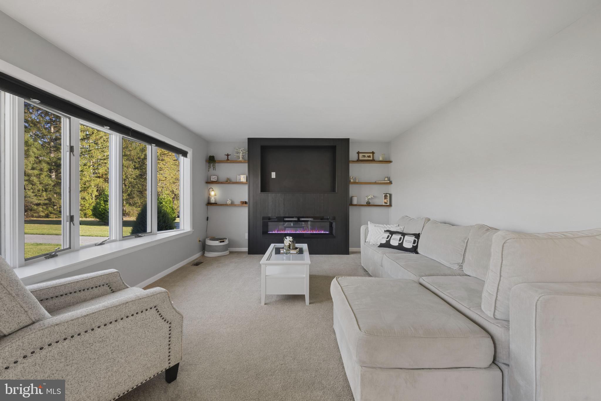 HAMPSTEAD - Residential