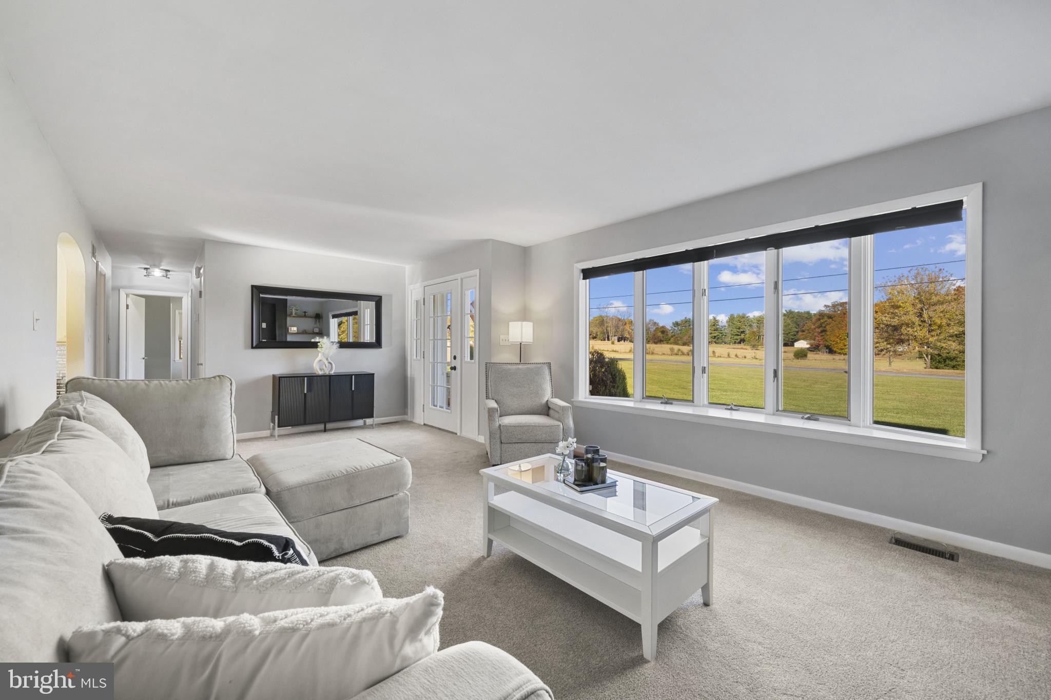 HAMPSTEAD - Residential