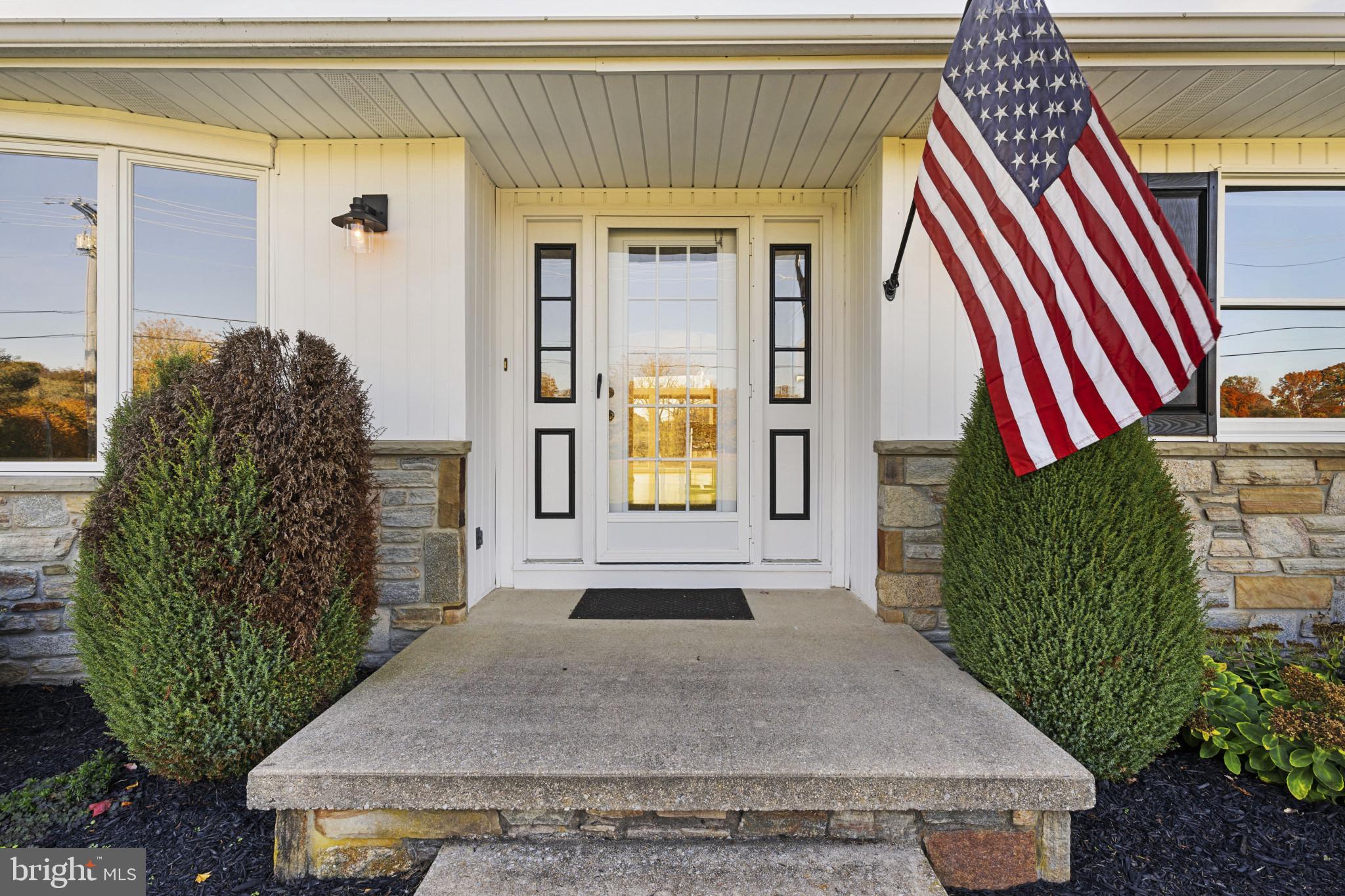 HAMPSTEAD - Residential