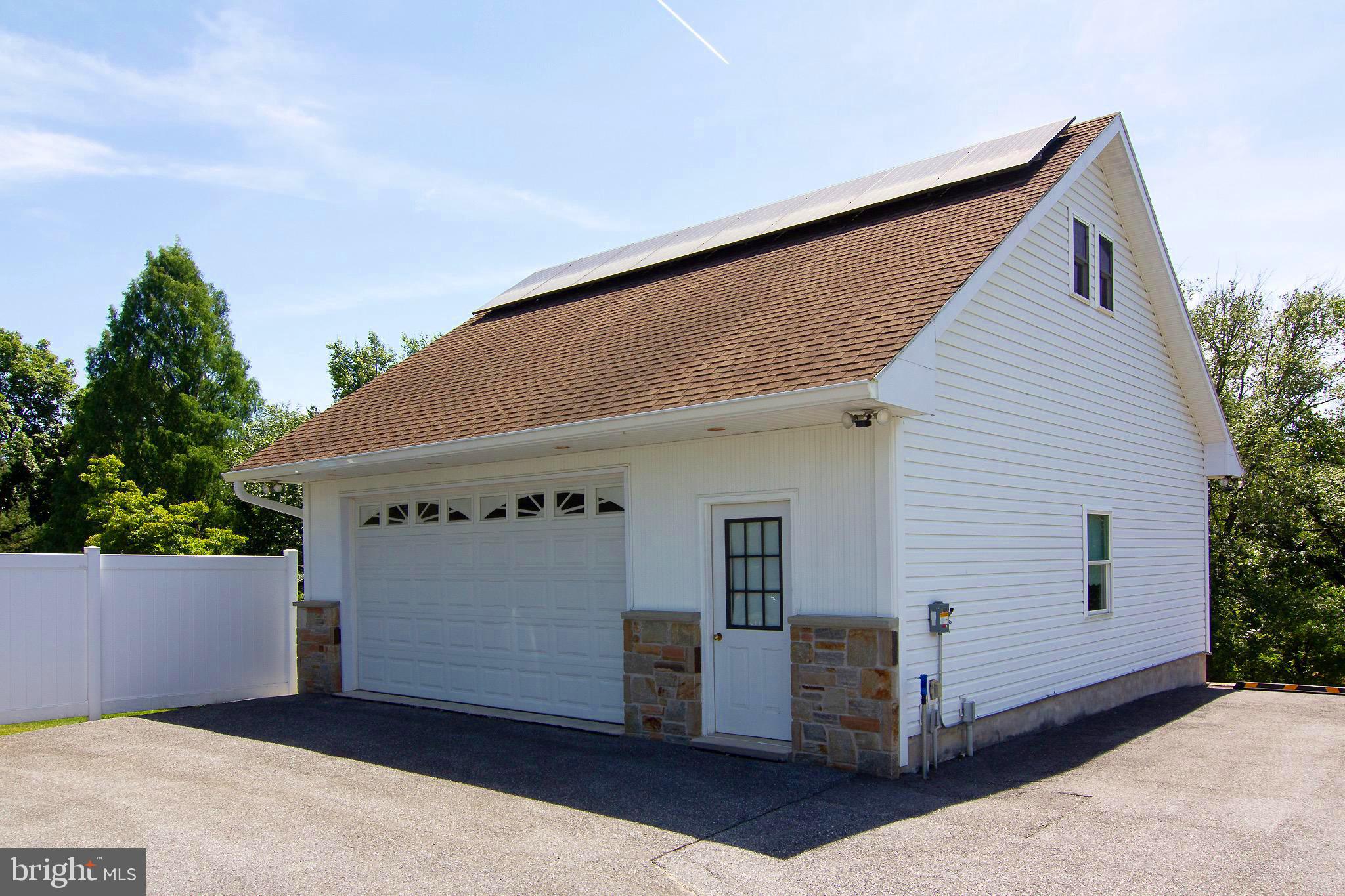 HAMPSTEAD - Residential