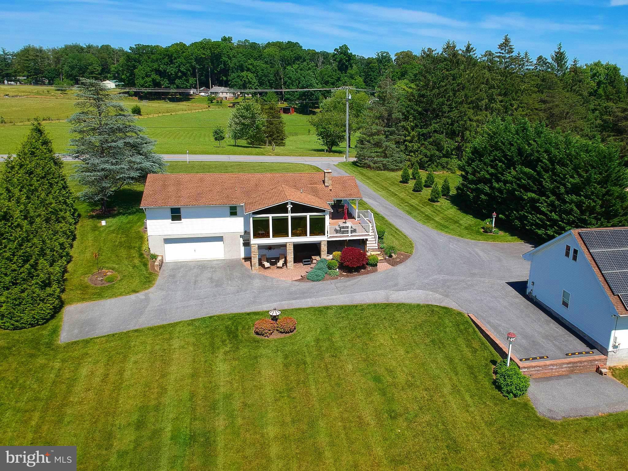 HAMPSTEAD - Residential